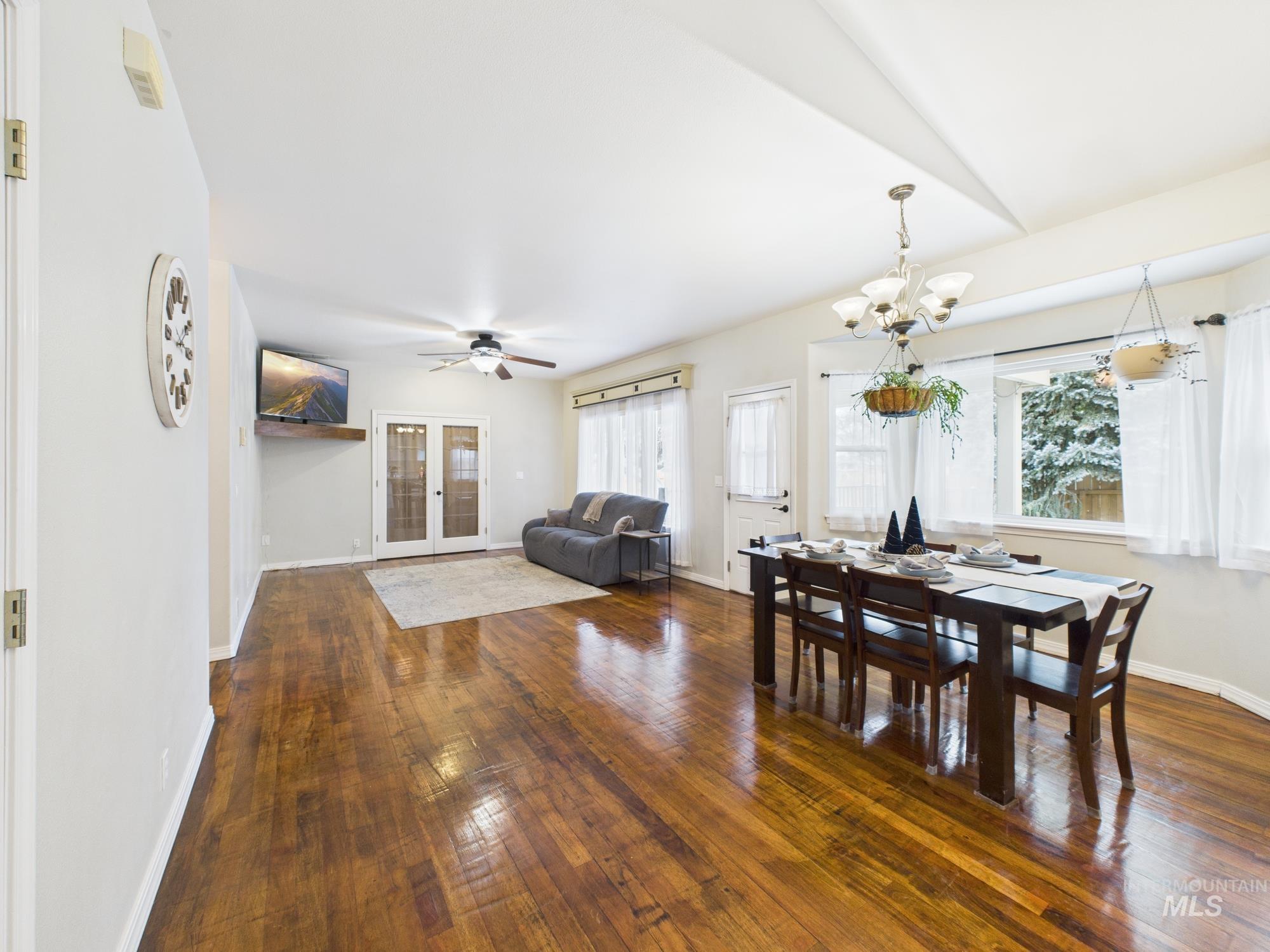 3397 W Park Creek Dr, Meridian, Idaho 83642, 4 Bedrooms, 2.5 Bathrooms, Residential For Sale, Price $549,000,MLS 98969431