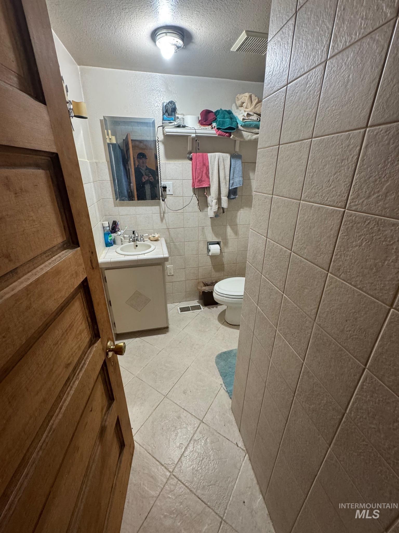 109 E Commercial, Idaho City, Idaho 83631, 3 Bedrooms, 2.5 Bathrooms, Residential For Sale, Price $350,000,MLS 98969432