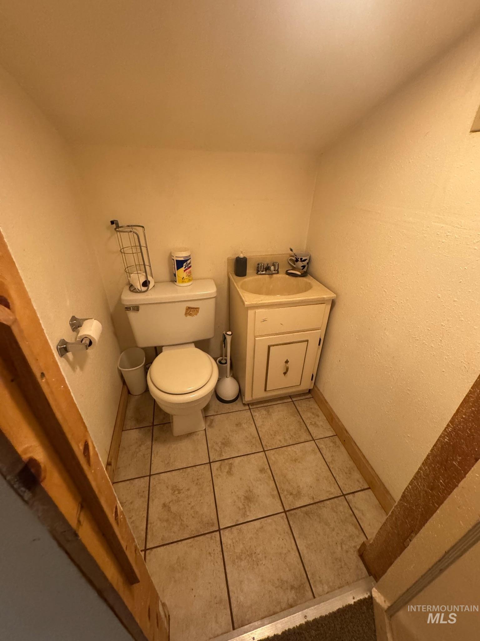 109 E Commercial, Idaho City, Idaho 83631, 3 Bedrooms, 2.5 Bathrooms, Residential For Sale, Price $350,000,MLS 98969432