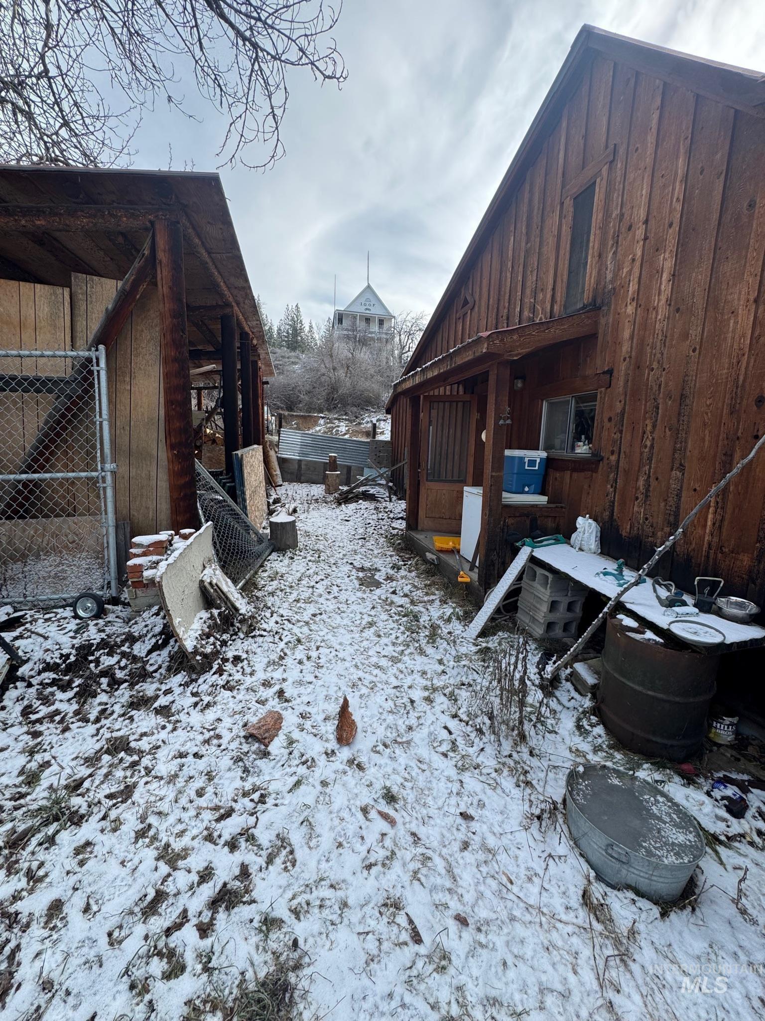 109 E Commercial, Idaho City, Idaho 83631, 3 Bedrooms, 2.5 Bathrooms, Residential For Sale, Price $350,000,MLS 98969432