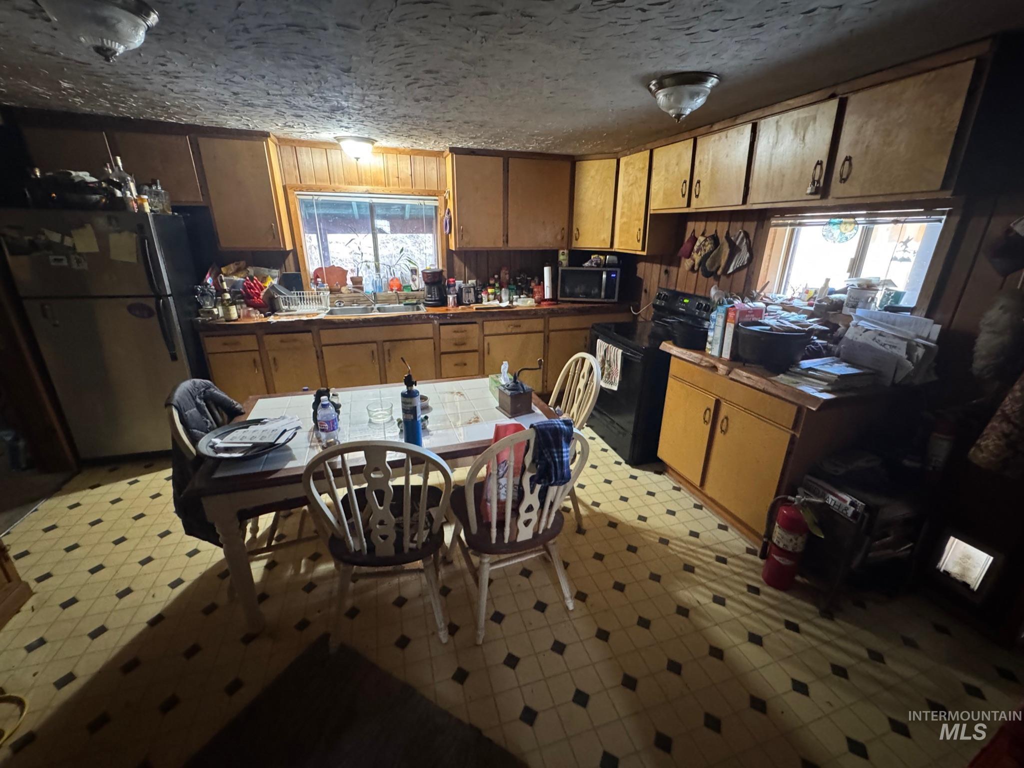 109 E Commercial, Idaho City, Idaho 83631, 3 Bedrooms, 2.5 Bathrooms, Residential For Sale, Price $350,000,MLS 98969432