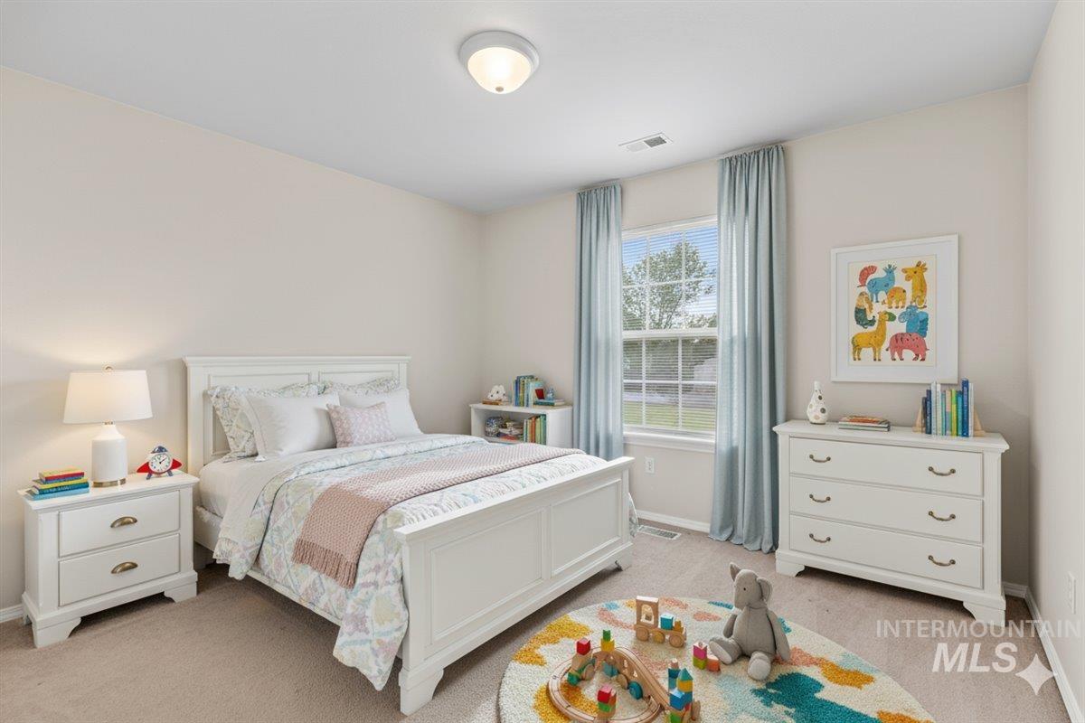 1918 N Cliffrock Rd, Nampa, Idaho 83651, 3 Bedrooms, 2 Bathrooms, Residential For Sale, Price $345,000,MLS 98969433