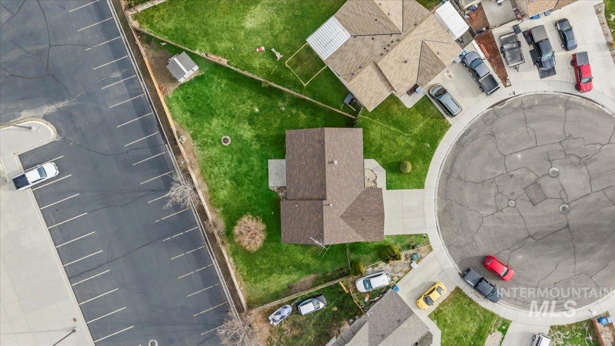 1918 N Cliffrock Rd, Nampa, Idaho 83651, 3 Bedrooms, 2 Bathrooms, Residential For Sale, Price $345,000,MLS 98969433