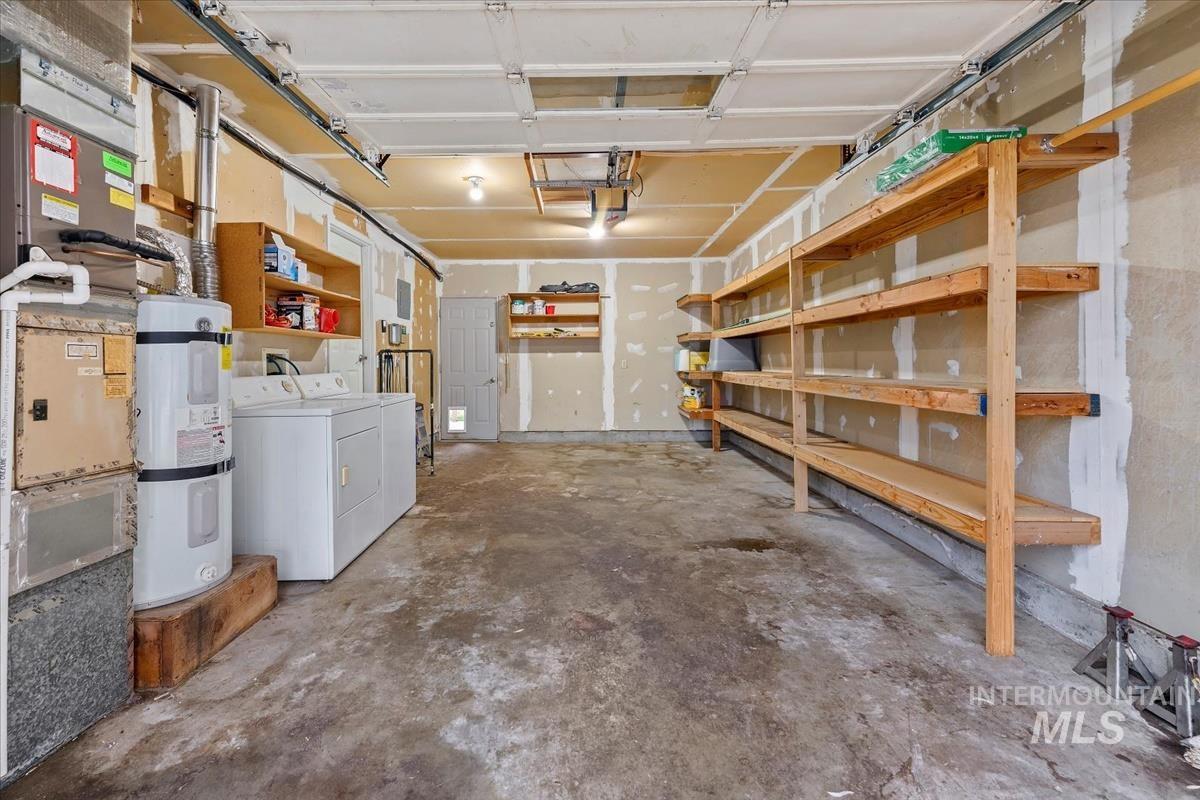 3199 N Cribbens Ave, Boise, Idaho 83713, 2 Bedrooms, 1 Bathroom, Residential For Sale, Price $290,000,MLS 98969435