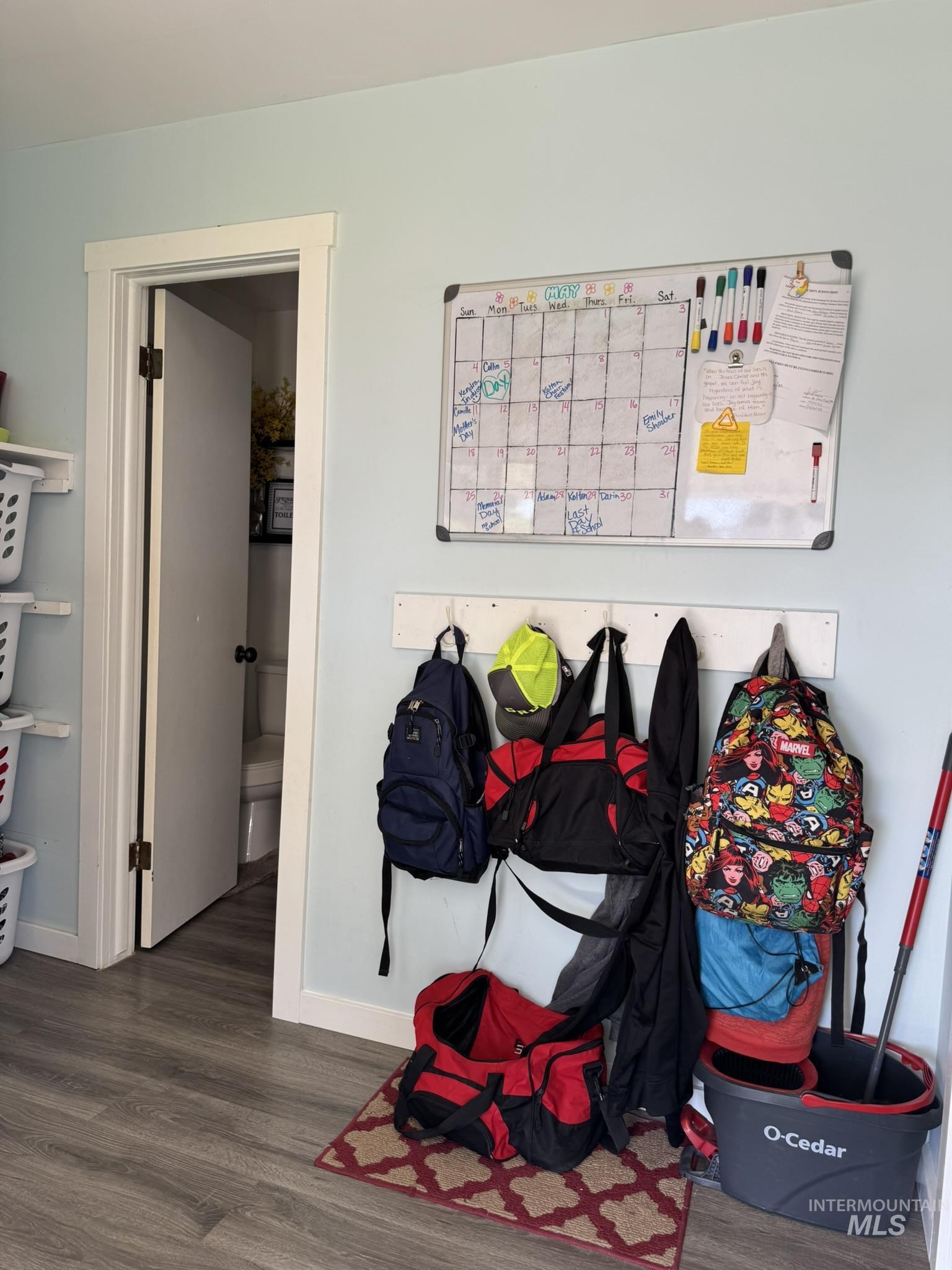 1410 California Street, Gooding, Idaho 83330, 5 Bedrooms, 3 Bathrooms, Residential For Sale, Price $375,000,MLS 98969436