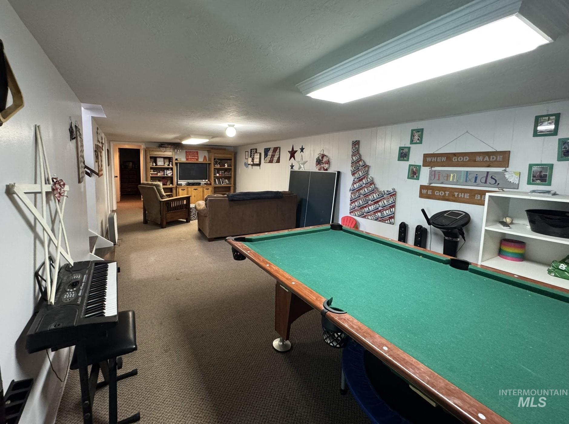 1410 California Street, Gooding, Idaho 83330, 5 Bedrooms, 3 Bathrooms, Residential For Sale, Price $375,000,MLS 98969436