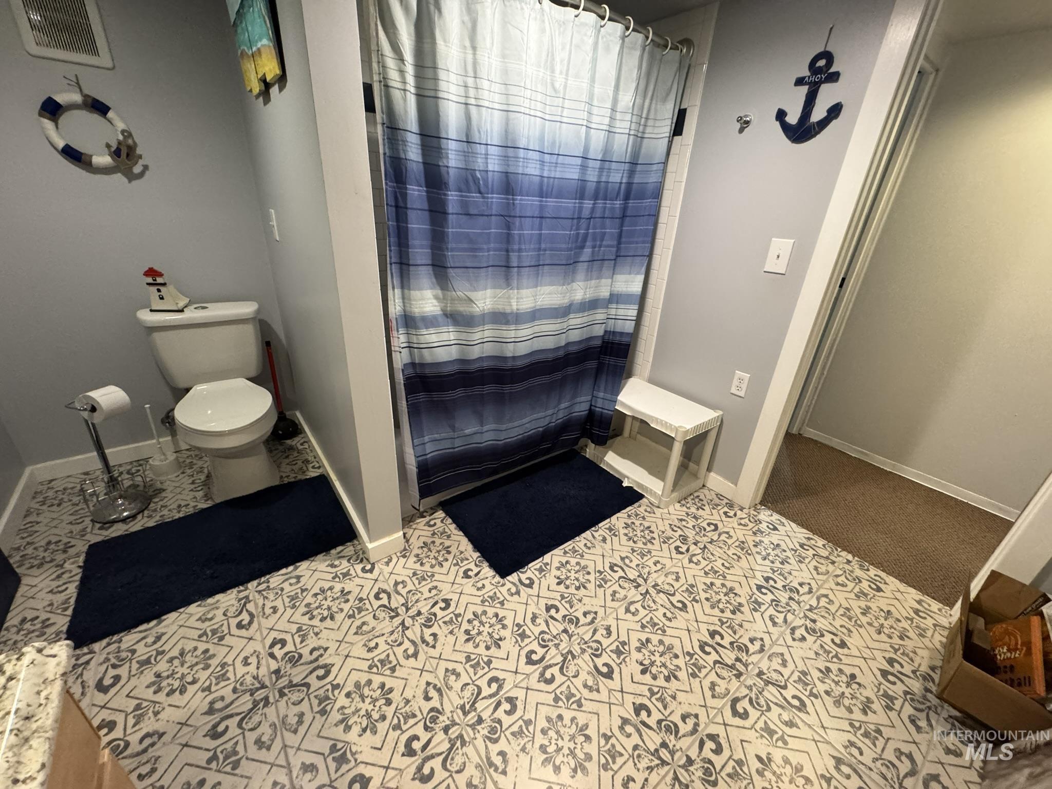 1410 California Street, Gooding, Idaho 83330, 5 Bedrooms, 3 Bathrooms, Residential For Sale, Price $375,000,MLS 98969436