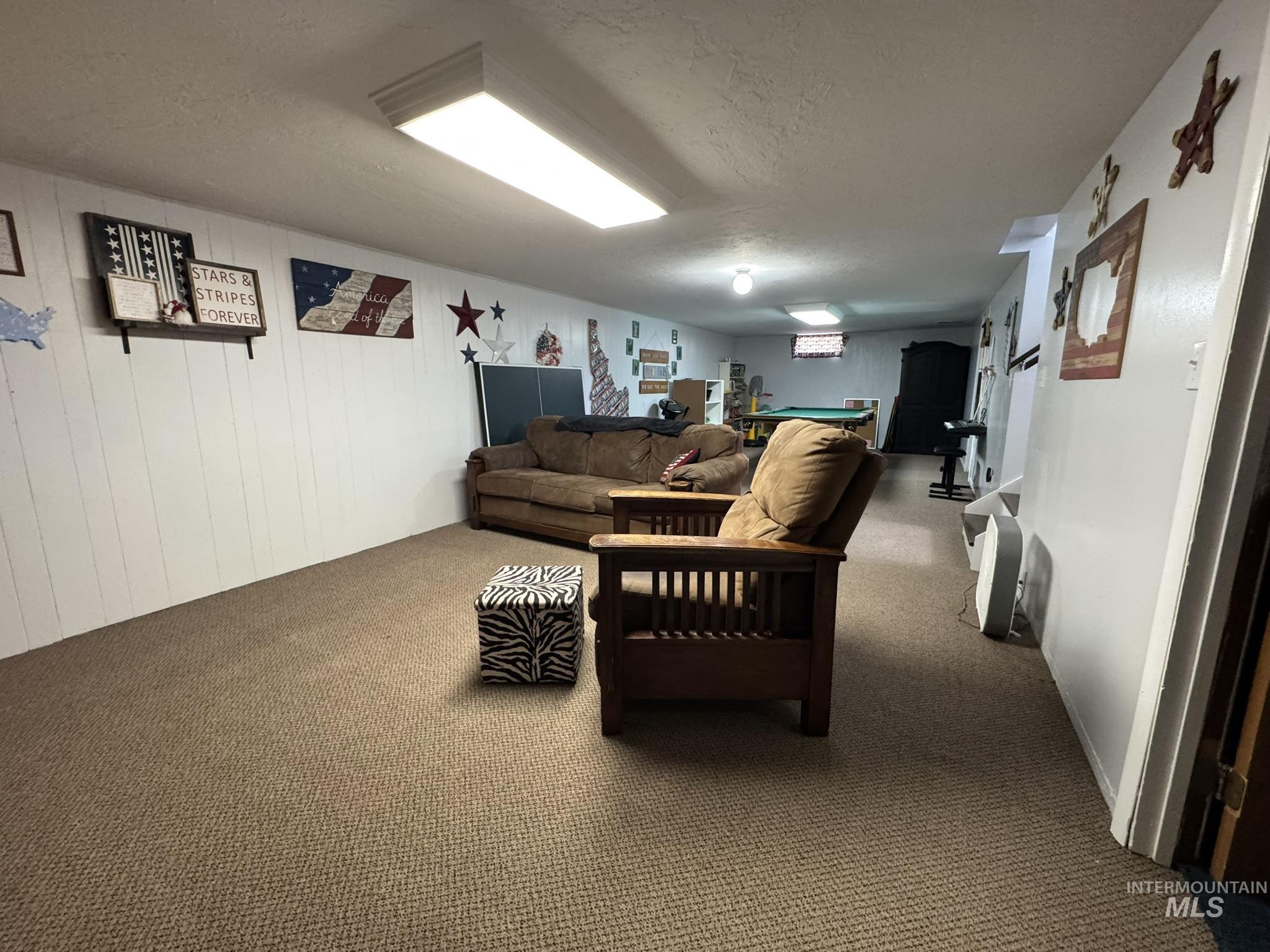 1410 California Street, Gooding, Idaho 83330, 5 Bedrooms, 3 Bathrooms, Residential For Sale, Price $375,000,MLS 98969436