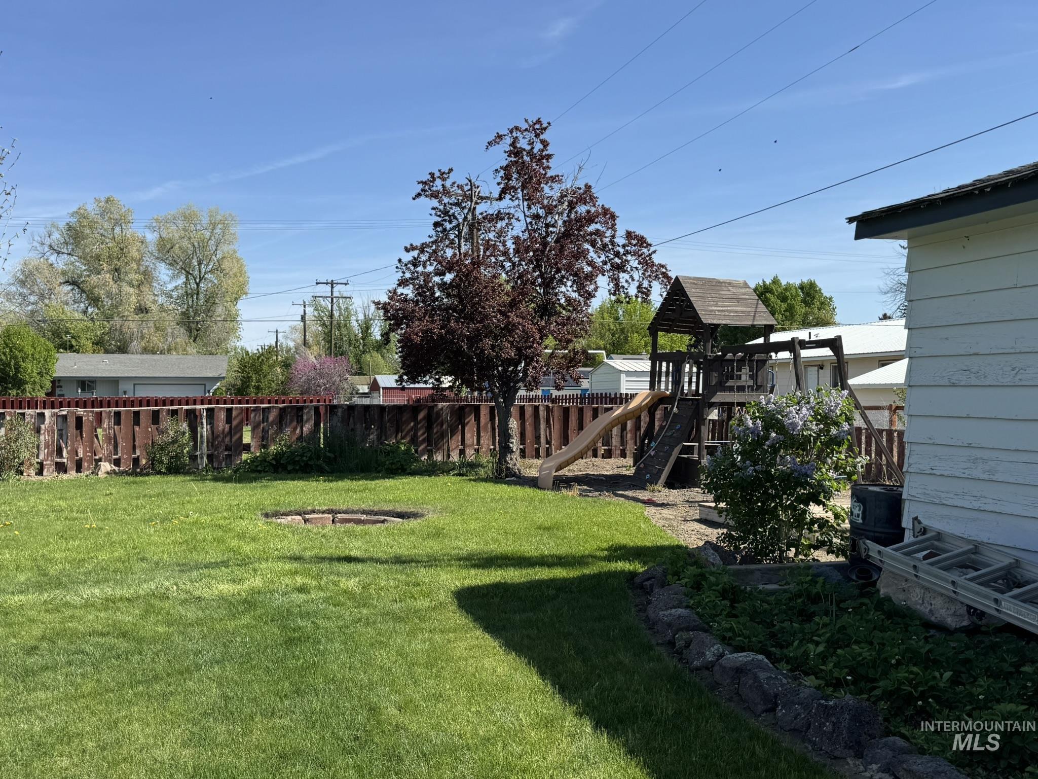 1410 California Street, Gooding, Idaho 83330, 5 Bedrooms, 3 Bathrooms, Residential For Sale, Price $375,000,MLS 98969436