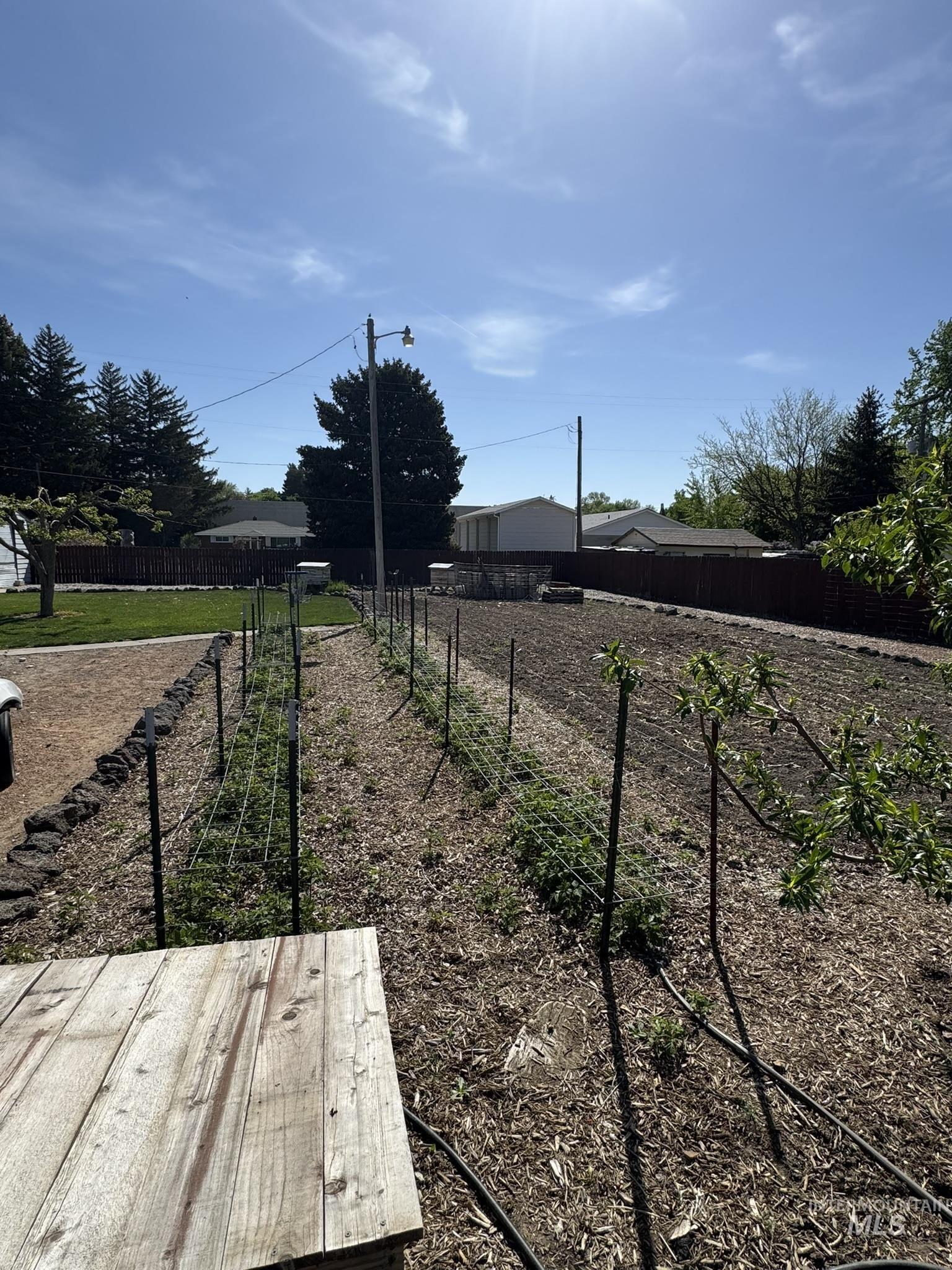 1410 California Street, Gooding, Idaho 83330, 5 Bedrooms, 3 Bathrooms, Residential For Sale, Price $375,000,MLS 98969436