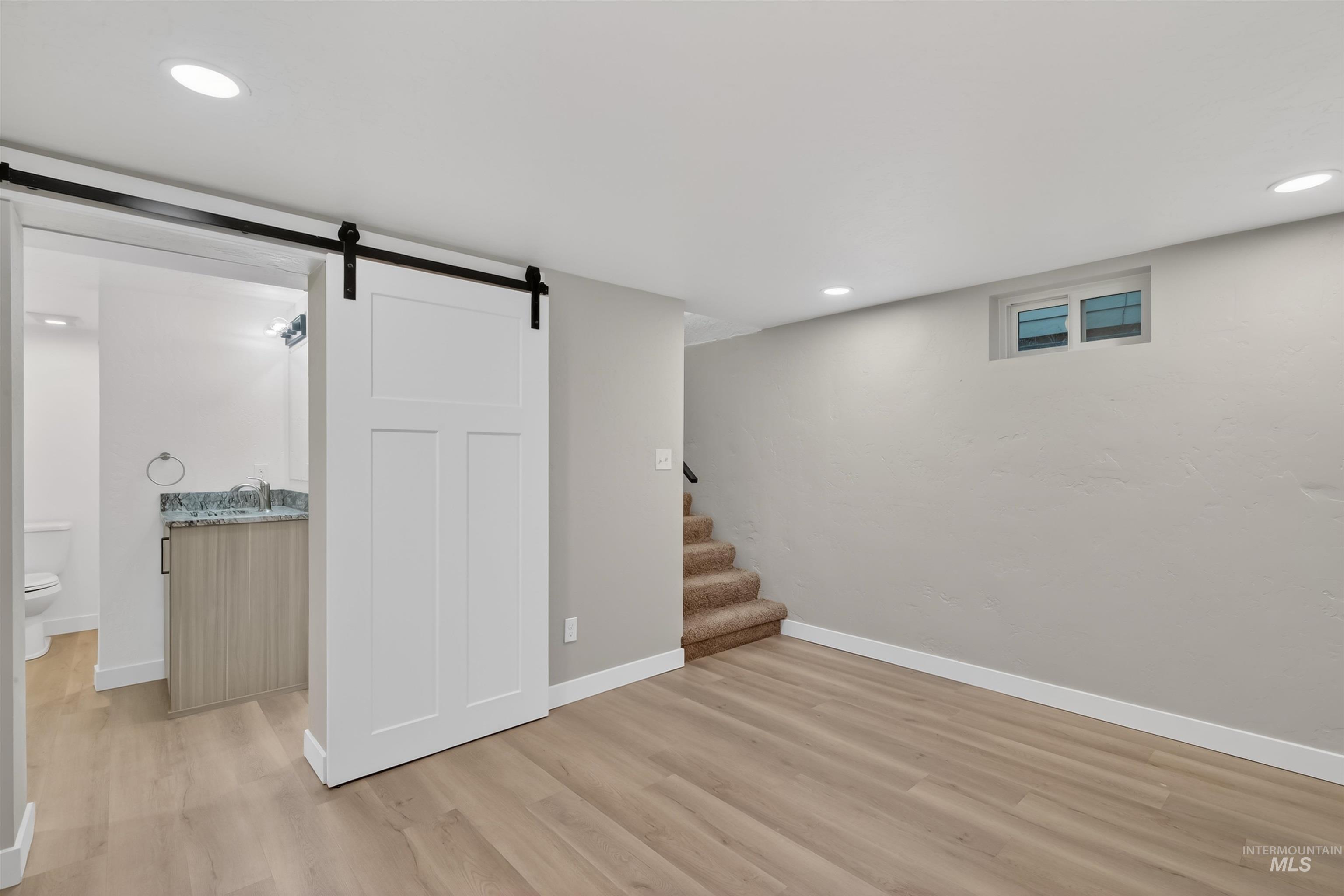 929 10th Street, Clarkston, Washington 99403, 3 Bedrooms, 2 Bathrooms, Residential For Sale, Price $359,000,MLS 98969443