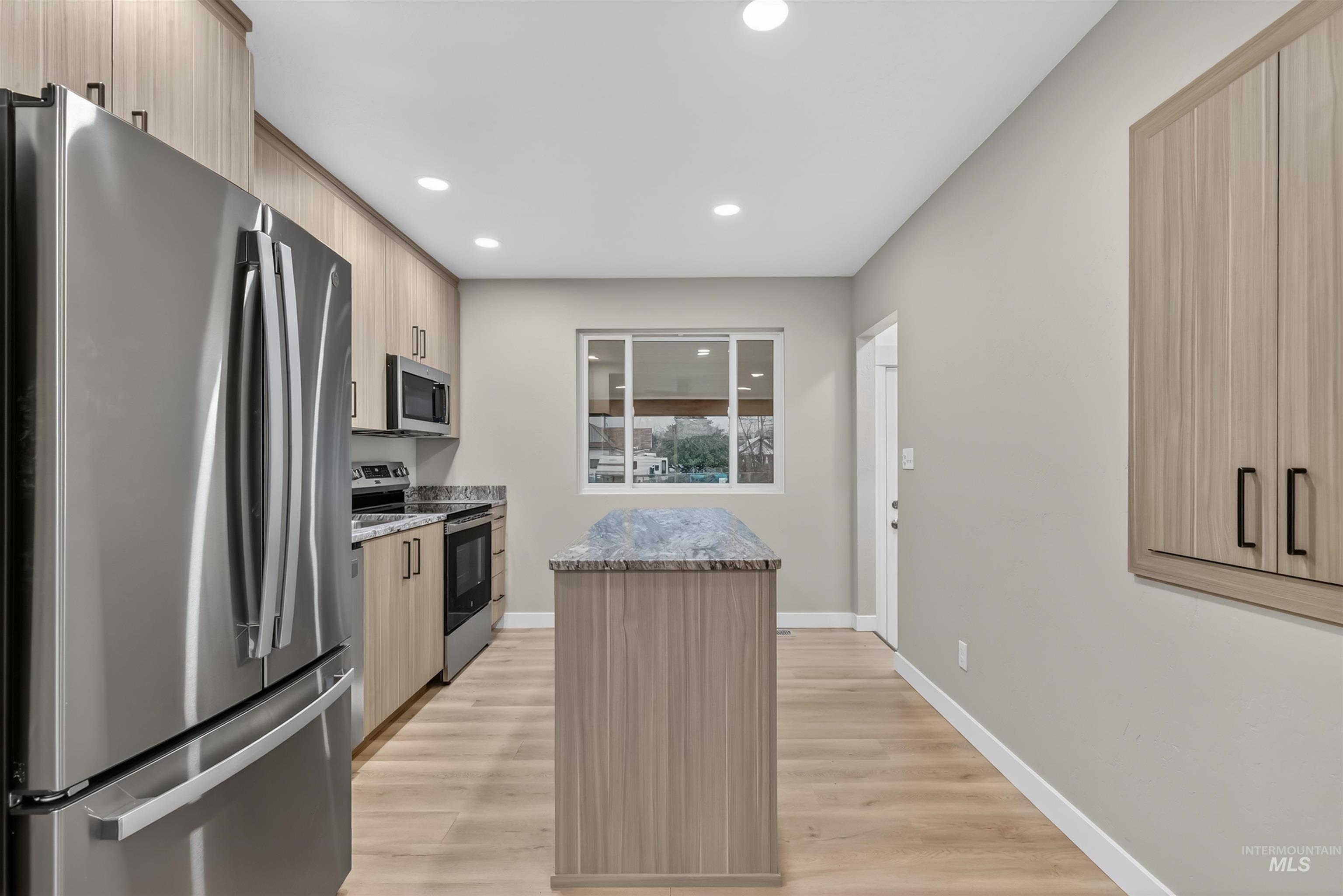 929 10th Street, Clarkston, Washington 99403, 3 Bedrooms, 2 Bathrooms, Residential For Sale, Price $359,000,MLS 98969443