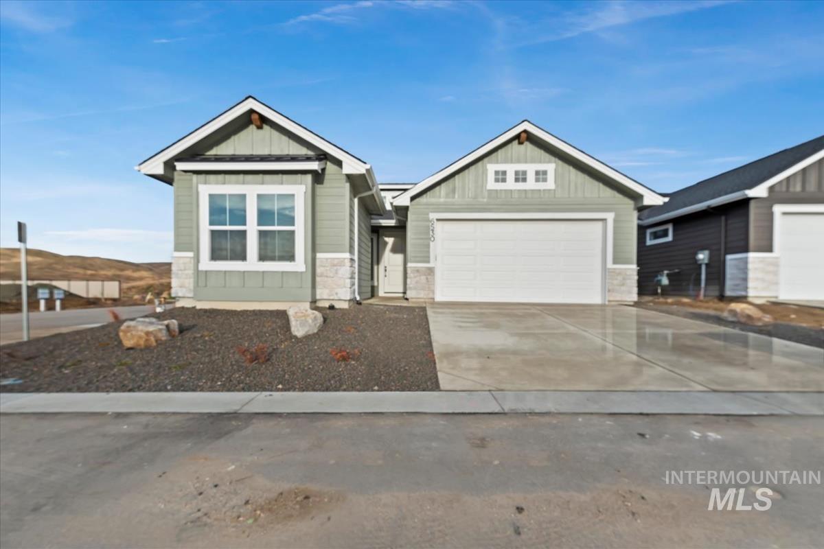6530 E Lucy Drive, Eagle, Idaho 83629, 3 Bedrooms, 2 Bathrooms, Residential For Sale, Price $545,880, 98969446
