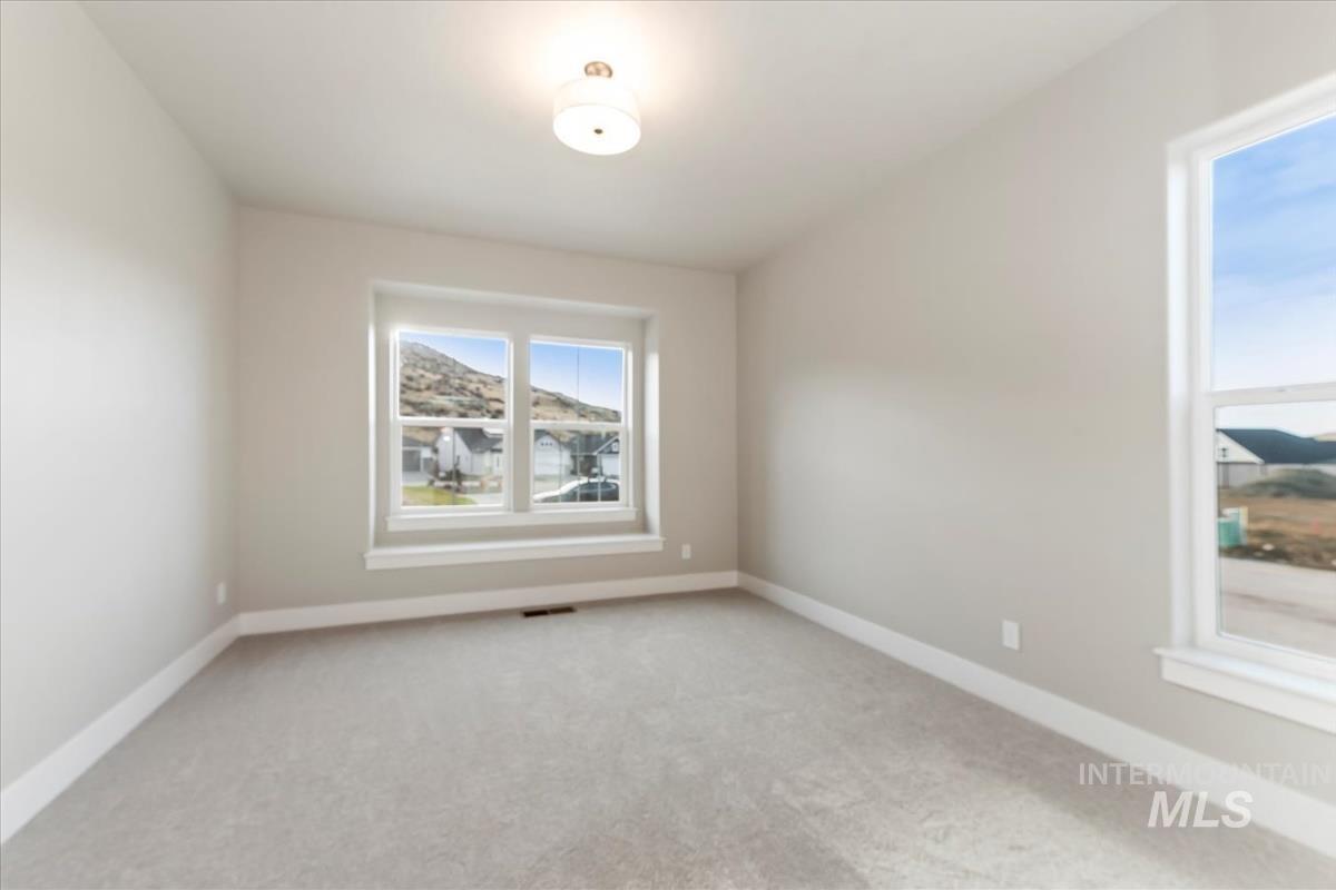 6530 E Lucy Drive, Eagle, Idaho 83629, 3 Bedrooms, 2 Bathrooms, Residential For Sale, Price $545,880, 98969446