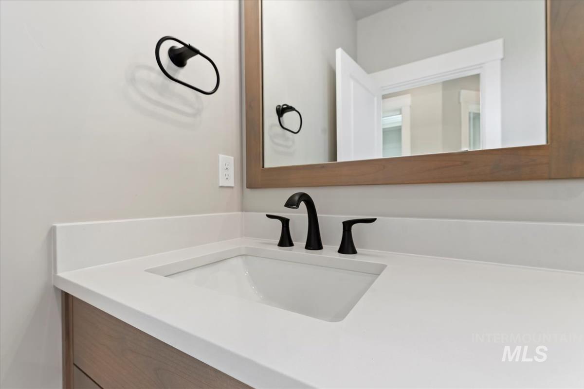 6530 E Lucy Drive, Eagle, Idaho 83629, 3 Bedrooms, 2 Bathrooms, Residential For Sale, Price $545,880, 98969446