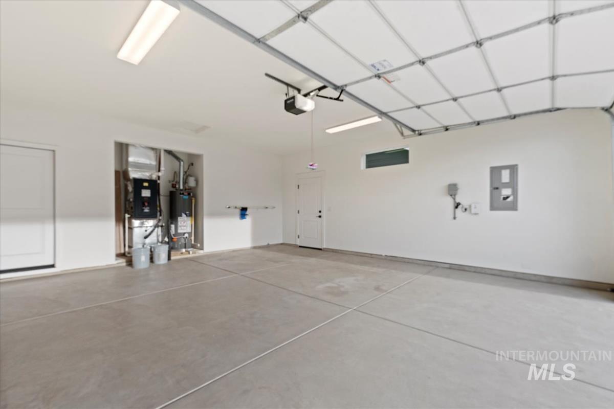 6530 E Lucy Drive, Eagle, Idaho 83629, 3 Bedrooms, 2 Bathrooms, Residential For Sale, Price $545,880, 98969446