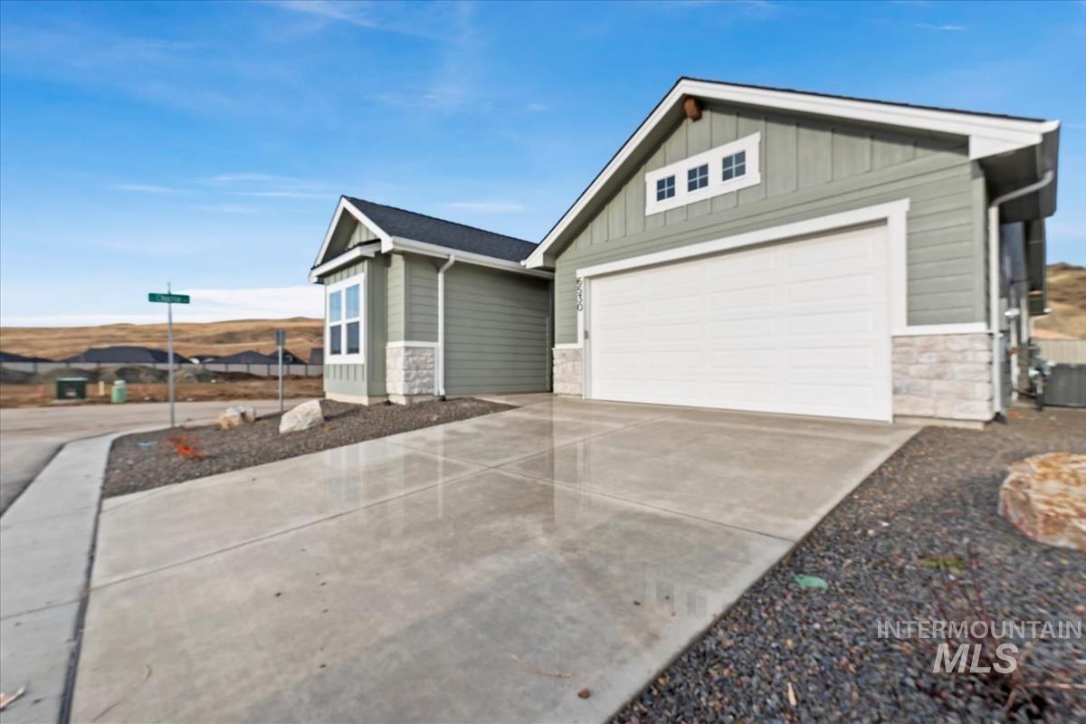 6530 E Lucy Drive, Eagle, Idaho 83629, 3 Bedrooms, 2 Bathrooms, Residential For Sale, Price $545,880, 98969446