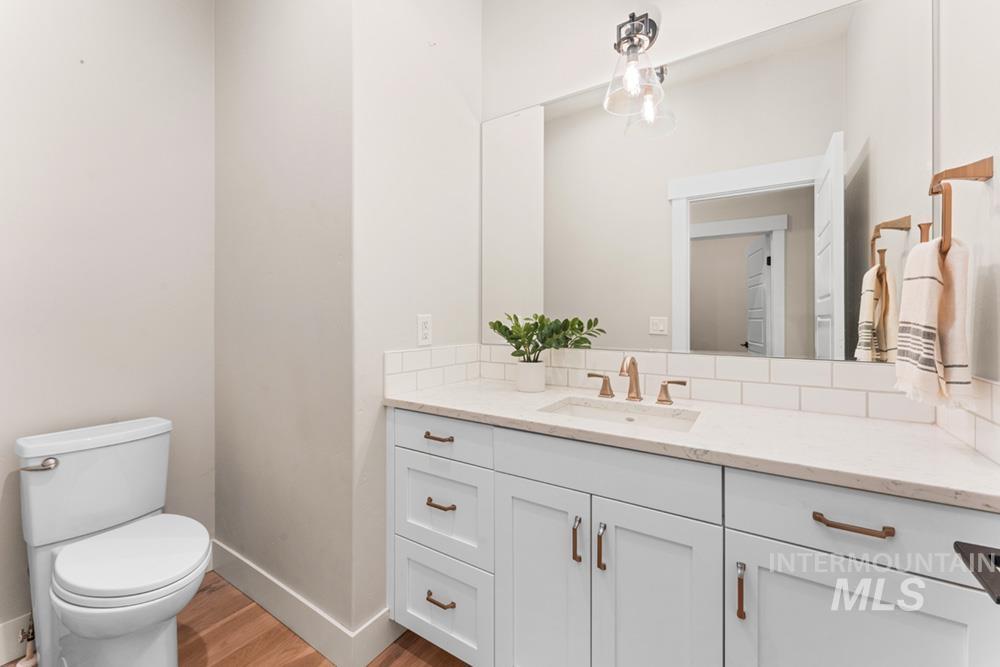 1416 N Palaestra Ave, Eagle, Idaho 83616, 3 Bedrooms, 2.5 Bathrooms, Residential For Sale, Price $775,000,MLS 98969447