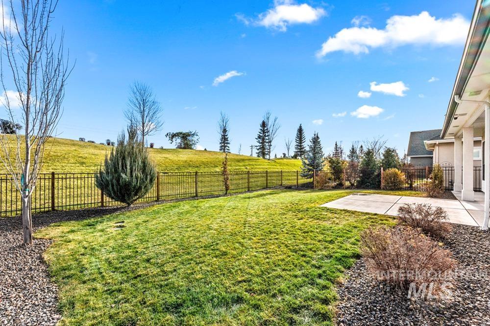 1416 N Palaestra Ave, Eagle, Idaho 83616, 3 Bedrooms, 2.5 Bathrooms, Residential For Sale, Price $775,000,MLS 98969447