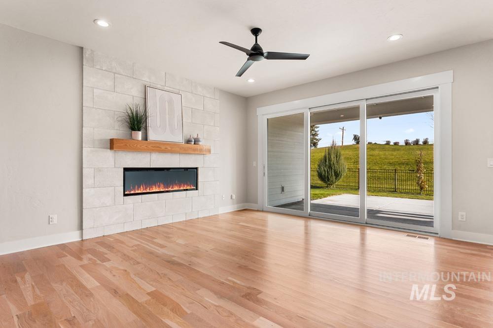 1416 N Palaestra Ave, Eagle, Idaho 83616, 3 Bedrooms, 2.5 Bathrooms, Residential For Sale, Price $775,000,MLS 98969447