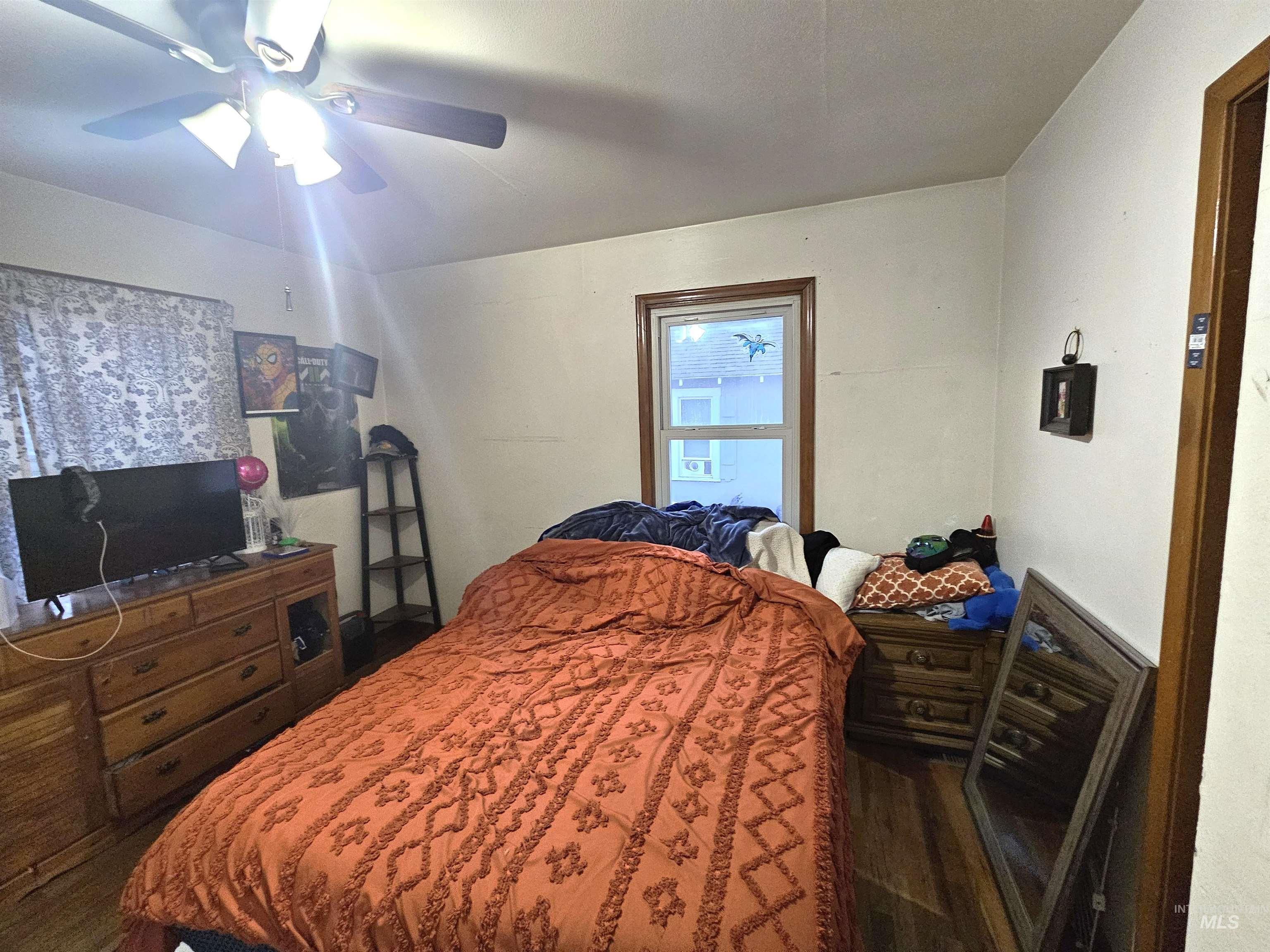 616 12th Street, Clarkston, Washington 99403, 3 Bedrooms, 1 Bathroom, Residential For Sale, Price $229,900,MLS 98969453