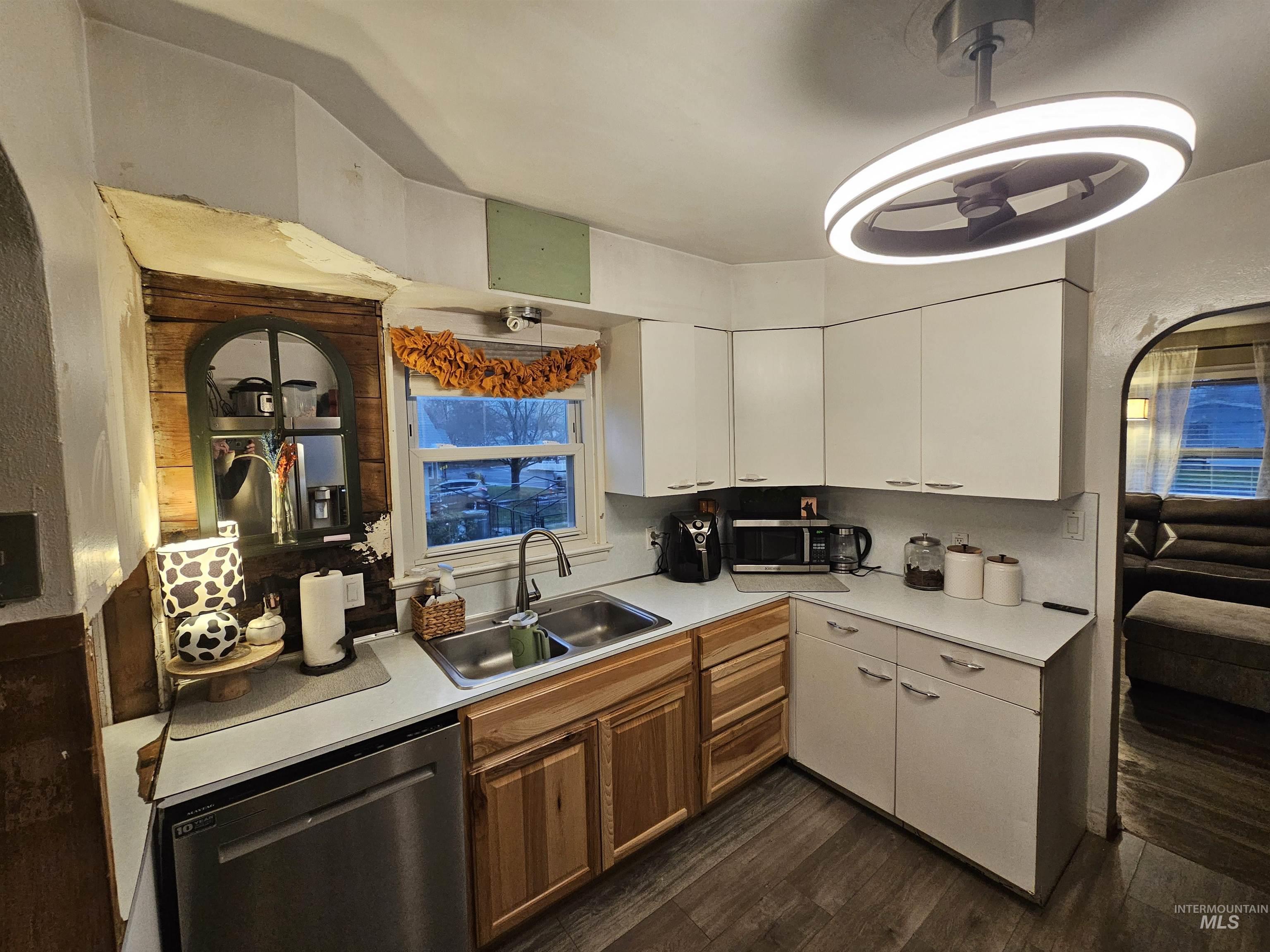 616 12th Street, Clarkston, Washington 99403, 3 Bedrooms, 1 Bathroom, Residential For Sale, Price $229,900,MLS 98969453