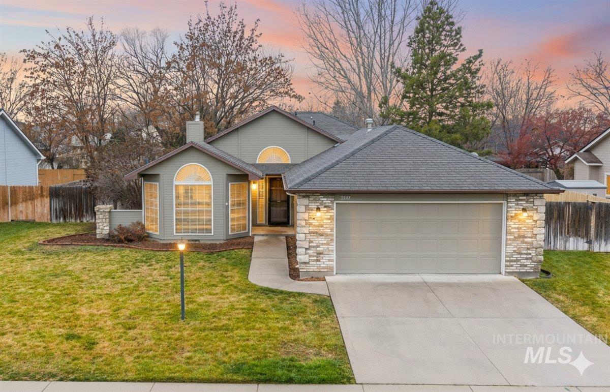 2507 N Valmet Ave, Meridian, Idaho 83646, 3 Bedrooms, 2 Bathrooms, Residential For Sale, Price $429,000,MLS 98969455