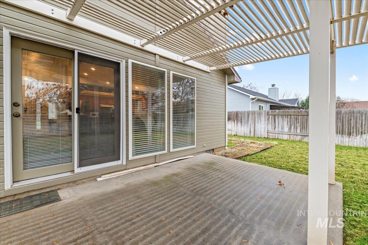 2507 N Valmet Ave, Meridian, Idaho 83646, 3 Bedrooms, 2 Bathrooms, Residential For Sale, Price $429,000,MLS 98969455