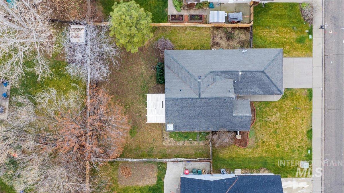 2507 N Valmet Ave, Meridian, Idaho 83646, 3 Bedrooms, 2 Bathrooms, Residential For Sale, Price $429,000,MLS 98969455