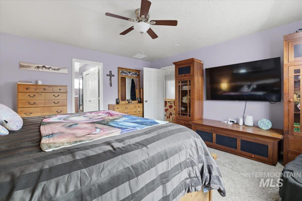 169 E Carver Dr, Meridian, Idaho 83642, 4 Bedrooms, 2.5 Bathrooms, Residential For Sale, Price $499,000, 98969457