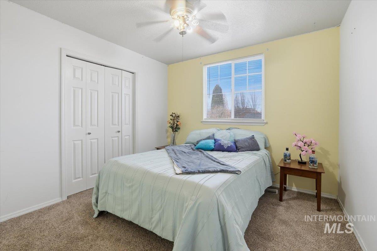 169 E Carver Dr, Meridian, Idaho 83642, 4 Bedrooms, 2.5 Bathrooms, Residential For Sale, Price $512,000,MLS 98969457