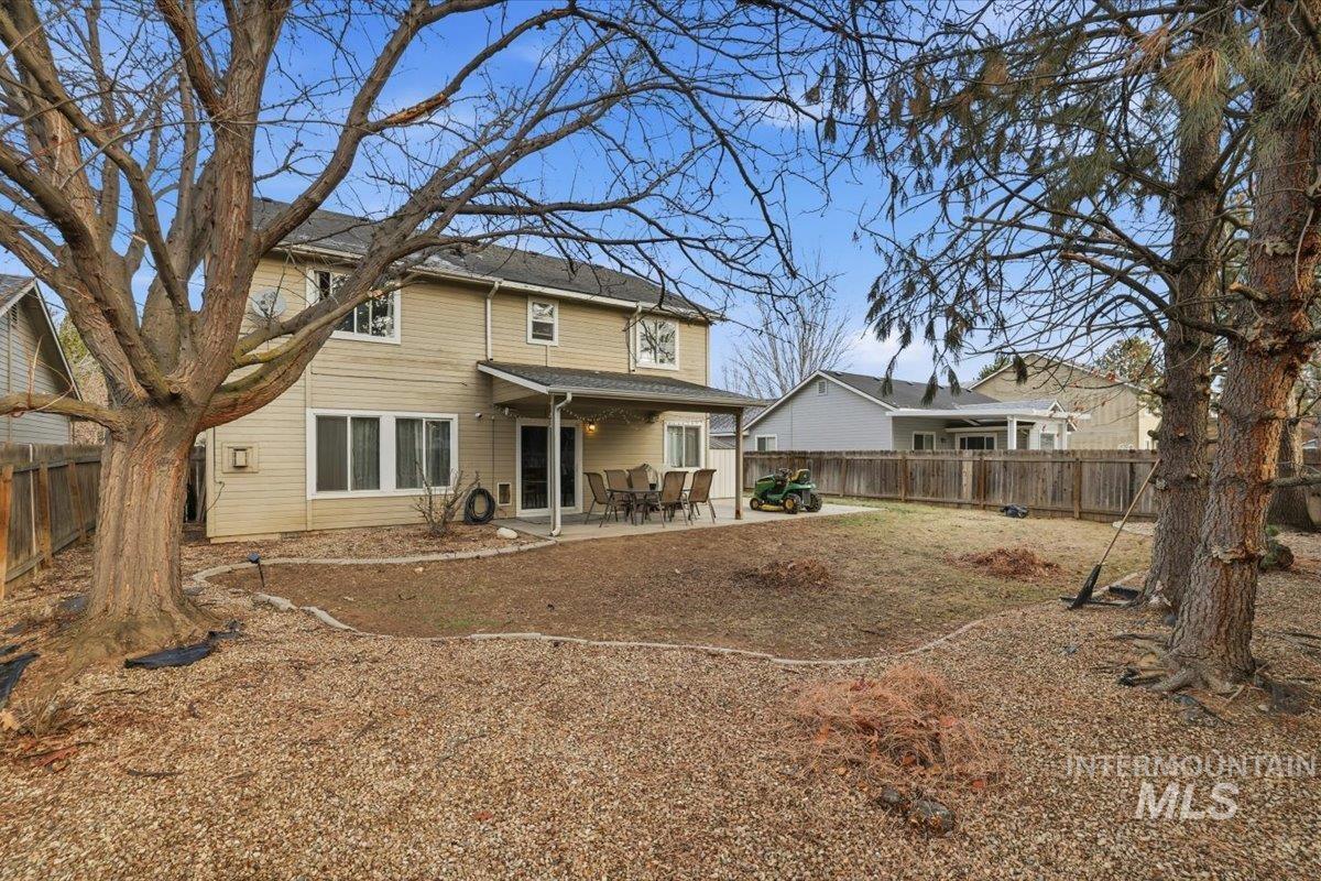 169 E Carver Dr, Meridian, Idaho 83642, 4 Bedrooms, 2.5 Bathrooms, Residential For Sale, Price $512,000,MLS 98969457