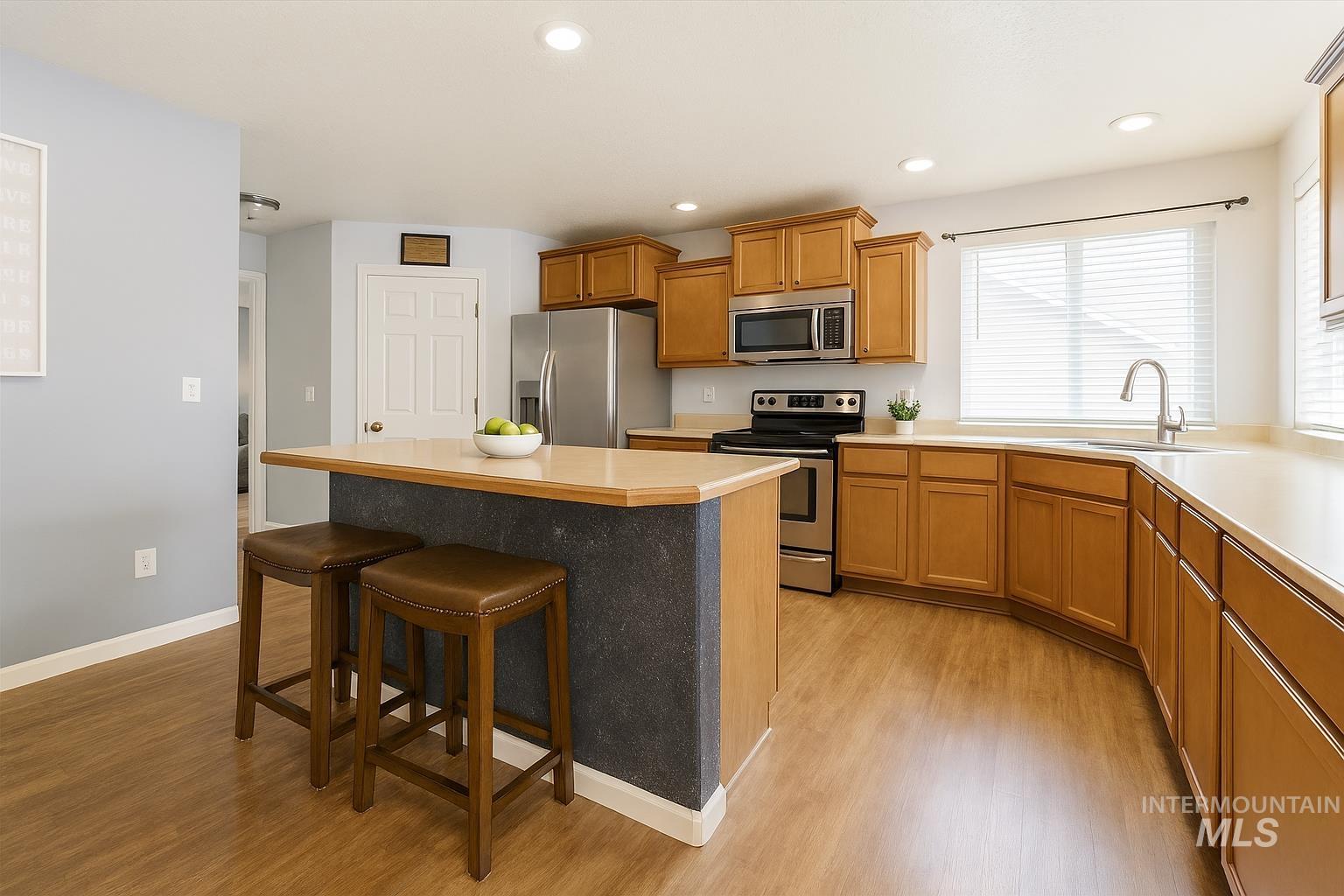 169 E Carver Dr, Meridian, Idaho 83642, 4 Bedrooms, 2.5 Bathrooms, Residential For Sale, Price $499,000, 98969457