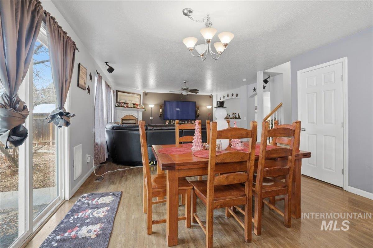 169 E Carver Dr, Meridian, Idaho 83642, 4 Bedrooms, 2.5 Bathrooms, Residential For Sale, Price $512,000,MLS 98969457