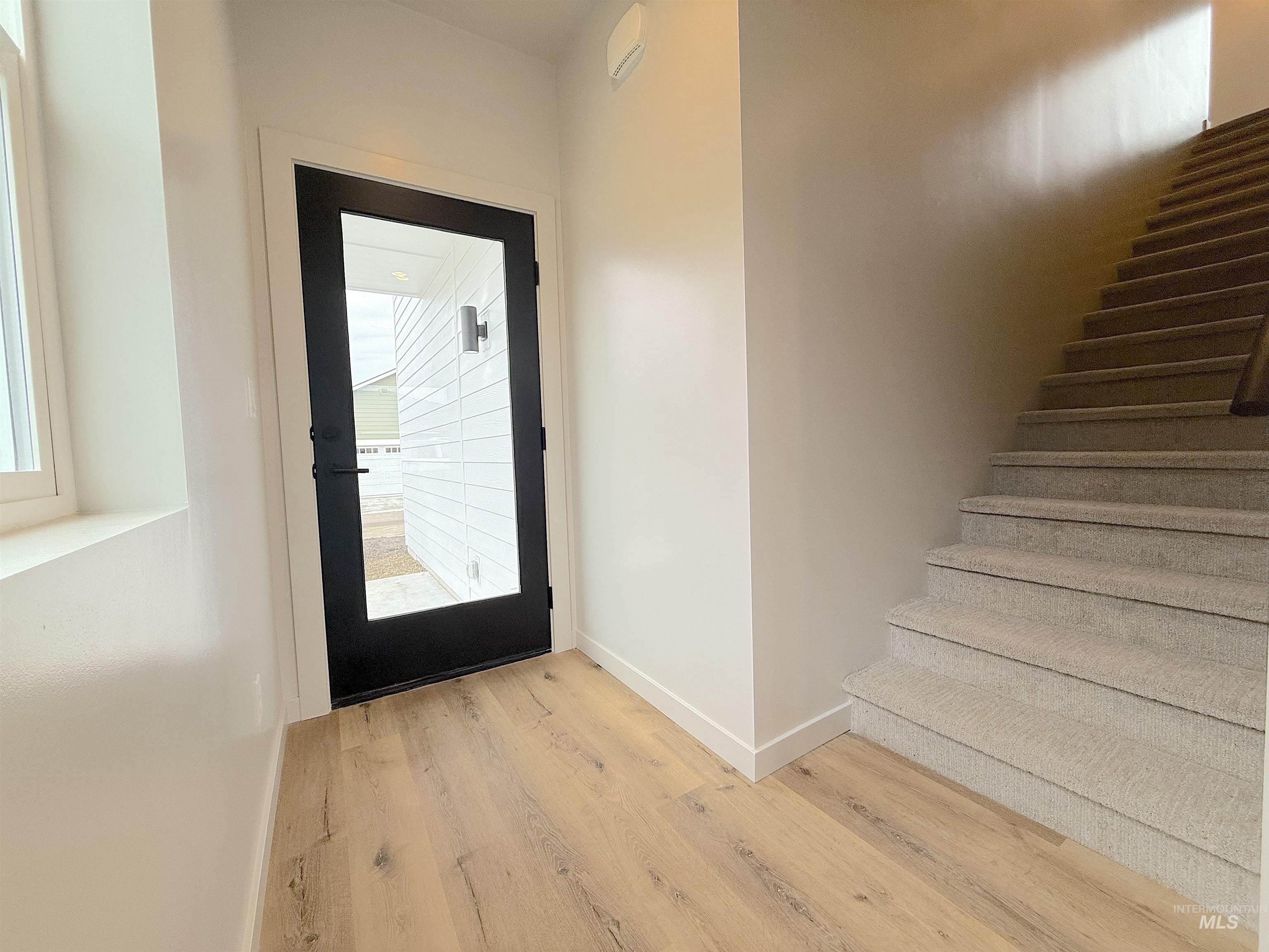 144 Dovetail Drive, Horseshoe Bend, Idaho 83629, 3 Bedrooms, 2.5 Bathrooms, Residential For Sale, Price $349,000, 98969459