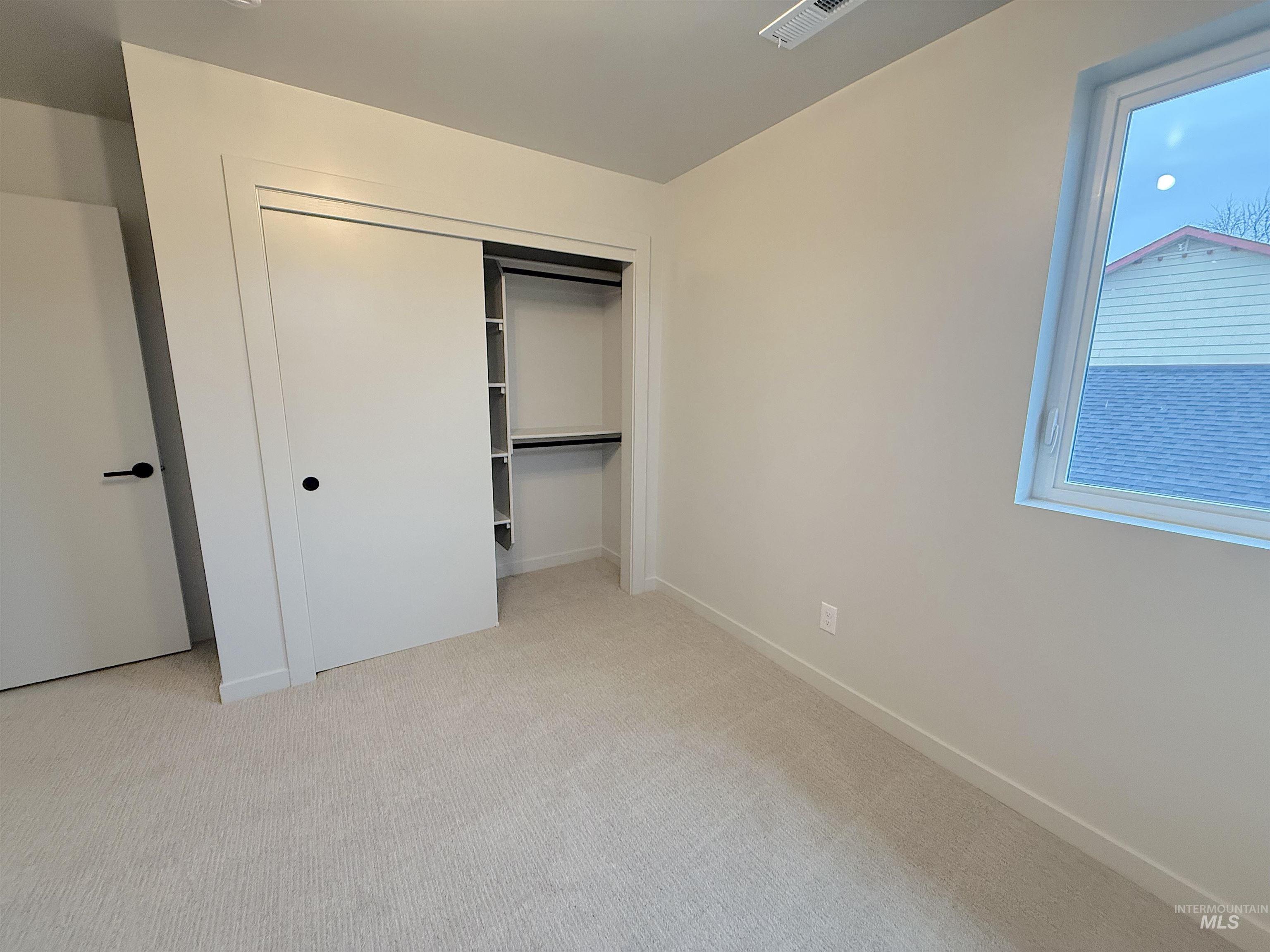 144 Dovetail Drive, Horseshoe Bend, Idaho 83629, 3 Bedrooms, 2.5 Bathrooms, Residential For Sale, Price $349,000, 98969459