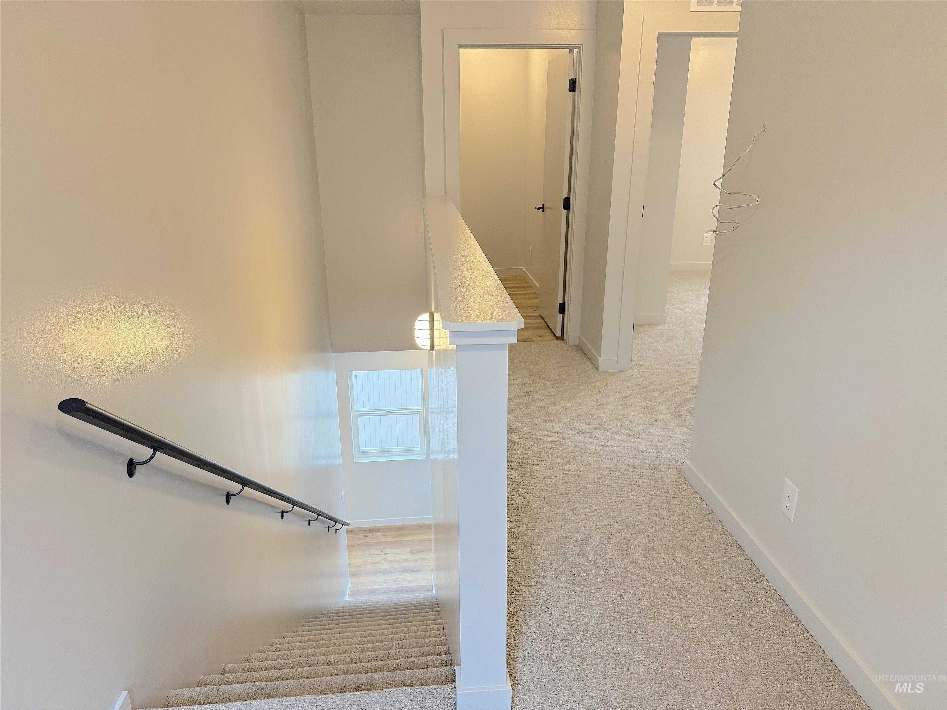 144 Dovetail Drive, Horseshoe Bend, Idaho 83629, 3 Bedrooms, 2.5 Bathrooms, Residential For Sale, Price $365,000,MLS 98969459