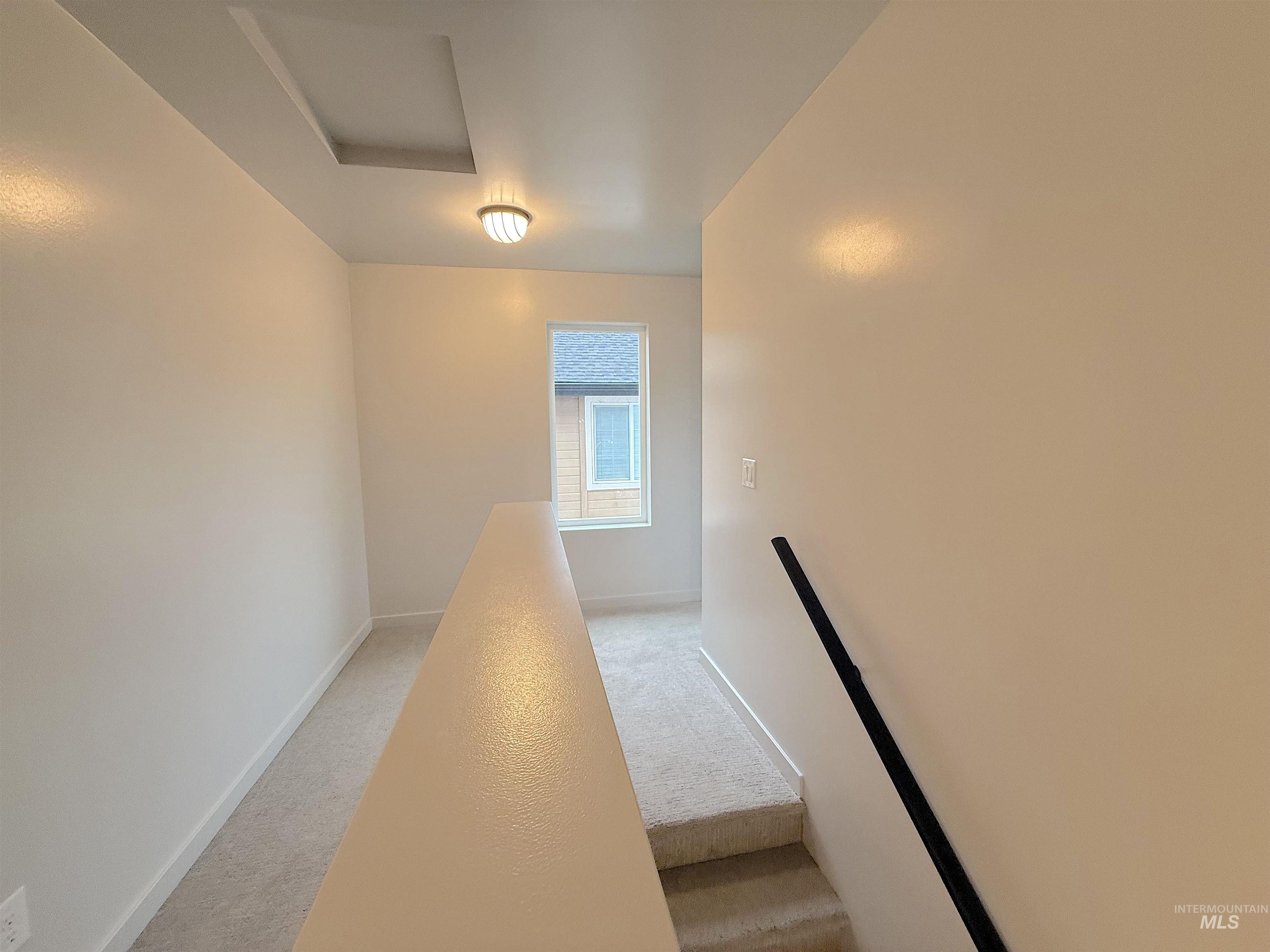 144 Dovetail Drive, Horseshoe Bend, Idaho 83629, 3 Bedrooms, 2.5 Bathrooms, Residential For Sale, Price $365,000,MLS 98969459