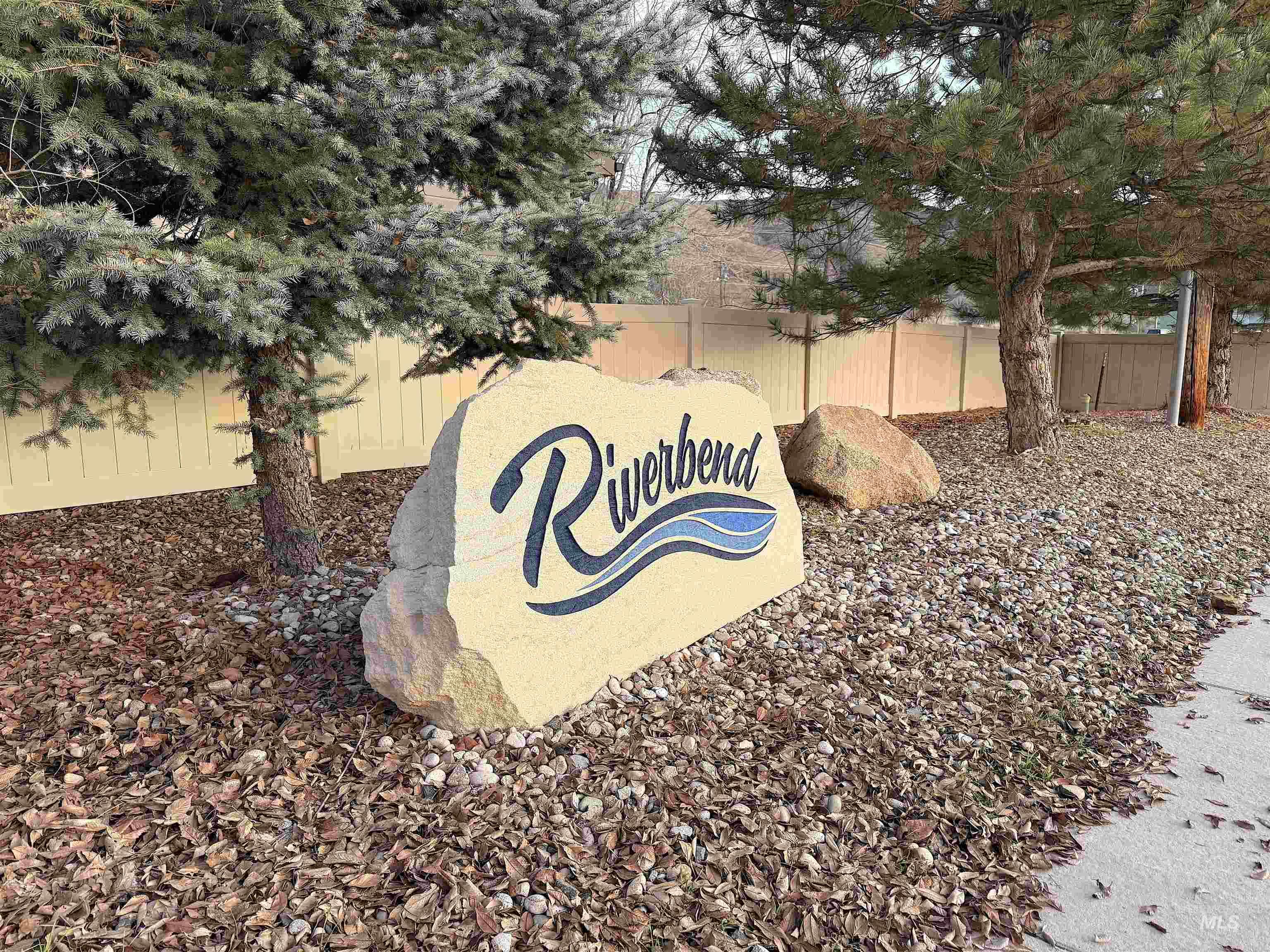 144 Dovetail Drive, Horseshoe Bend, Idaho 83629, 3 Bedrooms, 2.5 Bathrooms, Residential For Sale, Price $349,000, 98969459