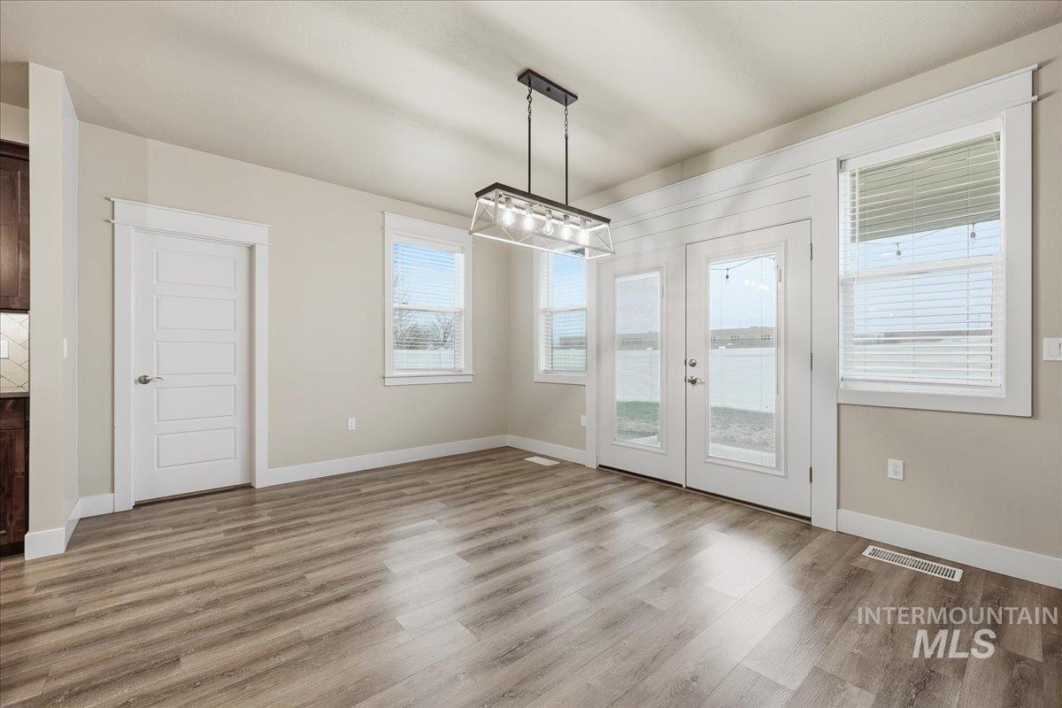 92 S Ravine Way, Nampa, Idaho 83687, 6 Bedrooms, 3.5 Bathrooms, Residential For Sale, Price $769,900,MLS 98969463