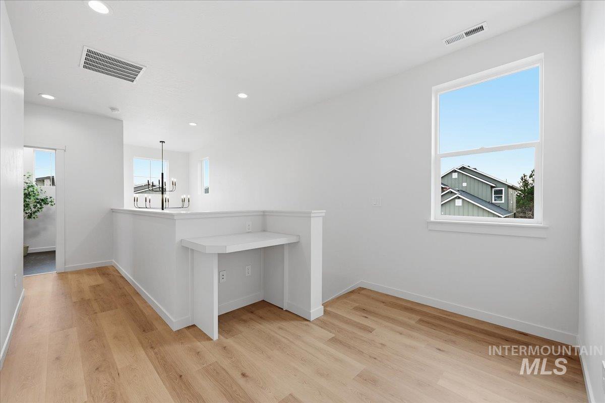 8149 N Breezy Ave, Boise, Idaho 83714, 3 Bedrooms, 2.5 Bathrooms, Residential For Sale, Price $559,900, 98969466