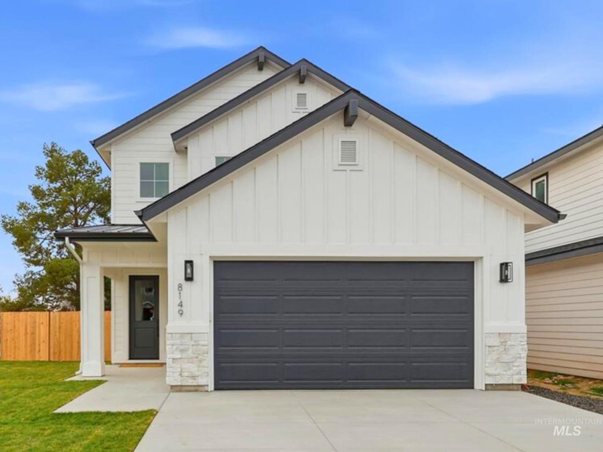 8149 N Breezy Ave, Boise, Idaho 83714, 3 Bedrooms, 2.5 Bathrooms, Residential For Sale, Price $559,900, 98969466