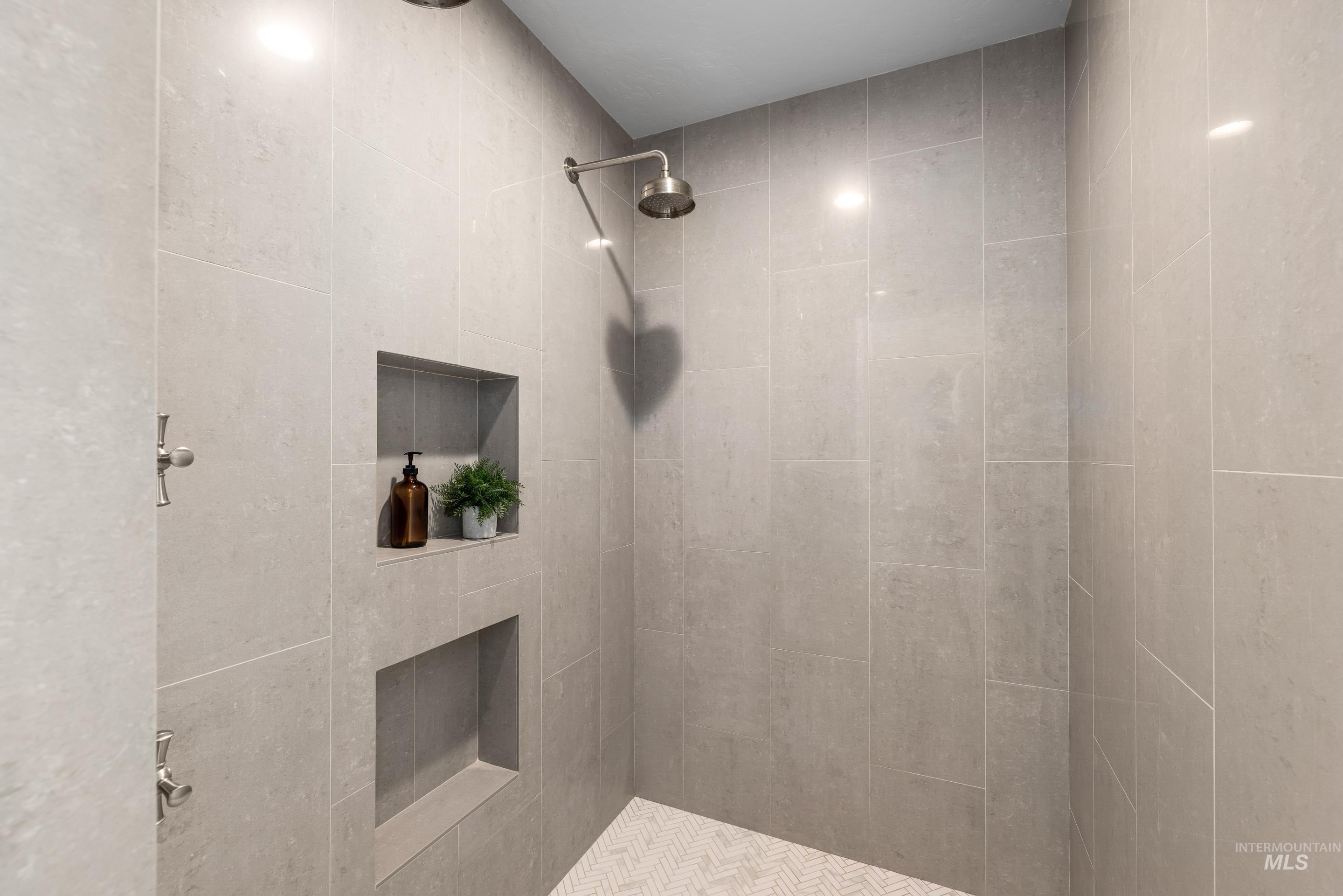 9910 W Hercules Dr, Star, Idaho 83669, 4 Bedrooms, 3.5 Bathrooms, Residential For Sale, Price $1,199,777, 98969467