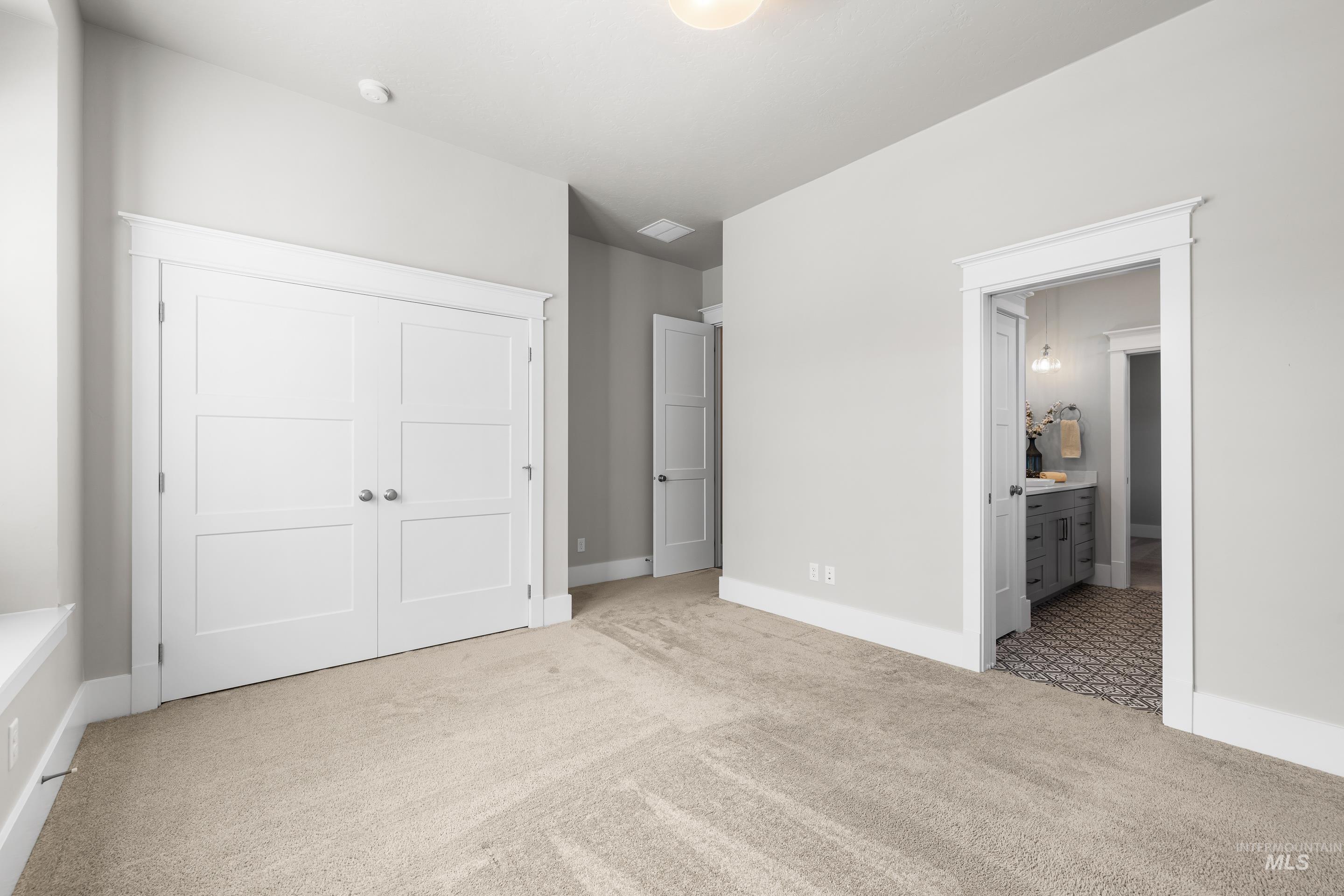 9910 W Hercules Dr, Star, Idaho 83669, 4 Bedrooms, 3.5 Bathrooms, Residential For Sale, Price $1,199,777, 98969467