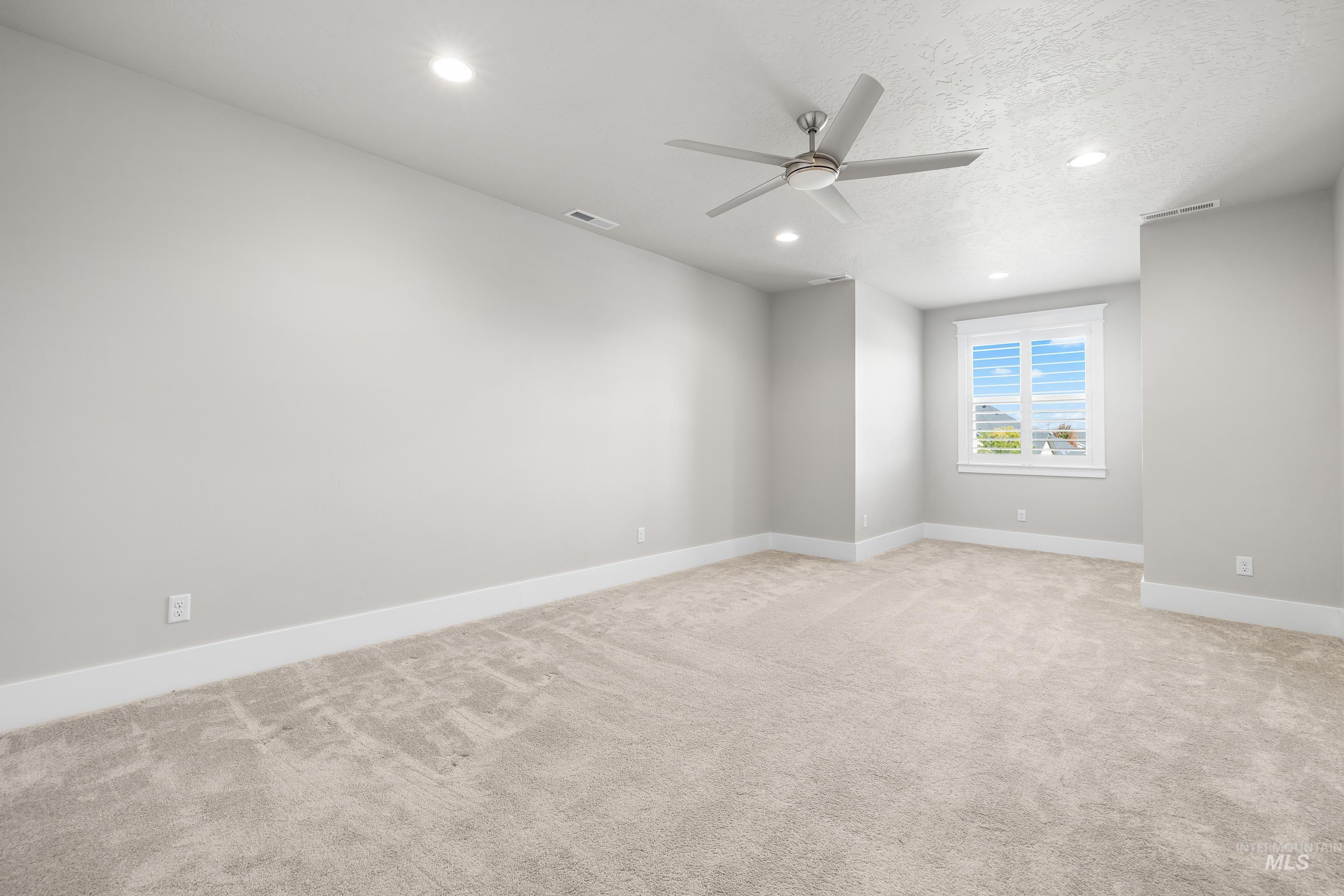 9910 W Hercules Dr, Star, Idaho 83669, 4 Bedrooms, 3.5 Bathrooms, Residential For Sale, Price $1,199,777, 98969467