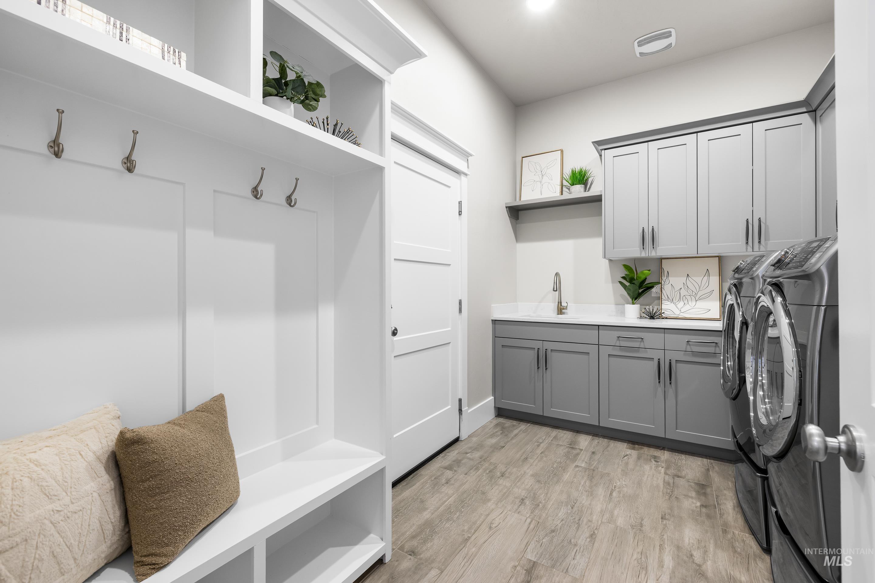 9910 W Hercules Dr, Star, Idaho 83669, 4 Bedrooms, 3.5 Bathrooms, Residential For Sale, Price $1,199,777, 98969467