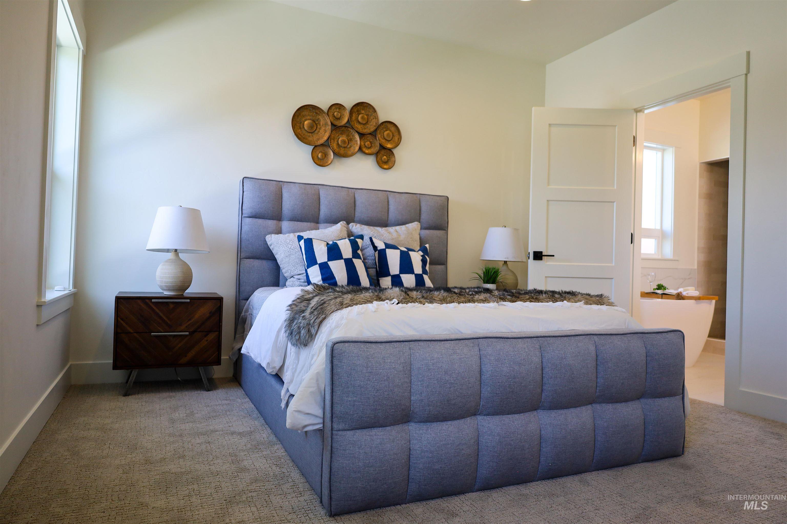 1038 E Fleetwood Ct, Boise, Idaho 83706, 4 Bedrooms, 2.5 Bathrooms, Residential For Sale, Price $769,000,MLS 98969470