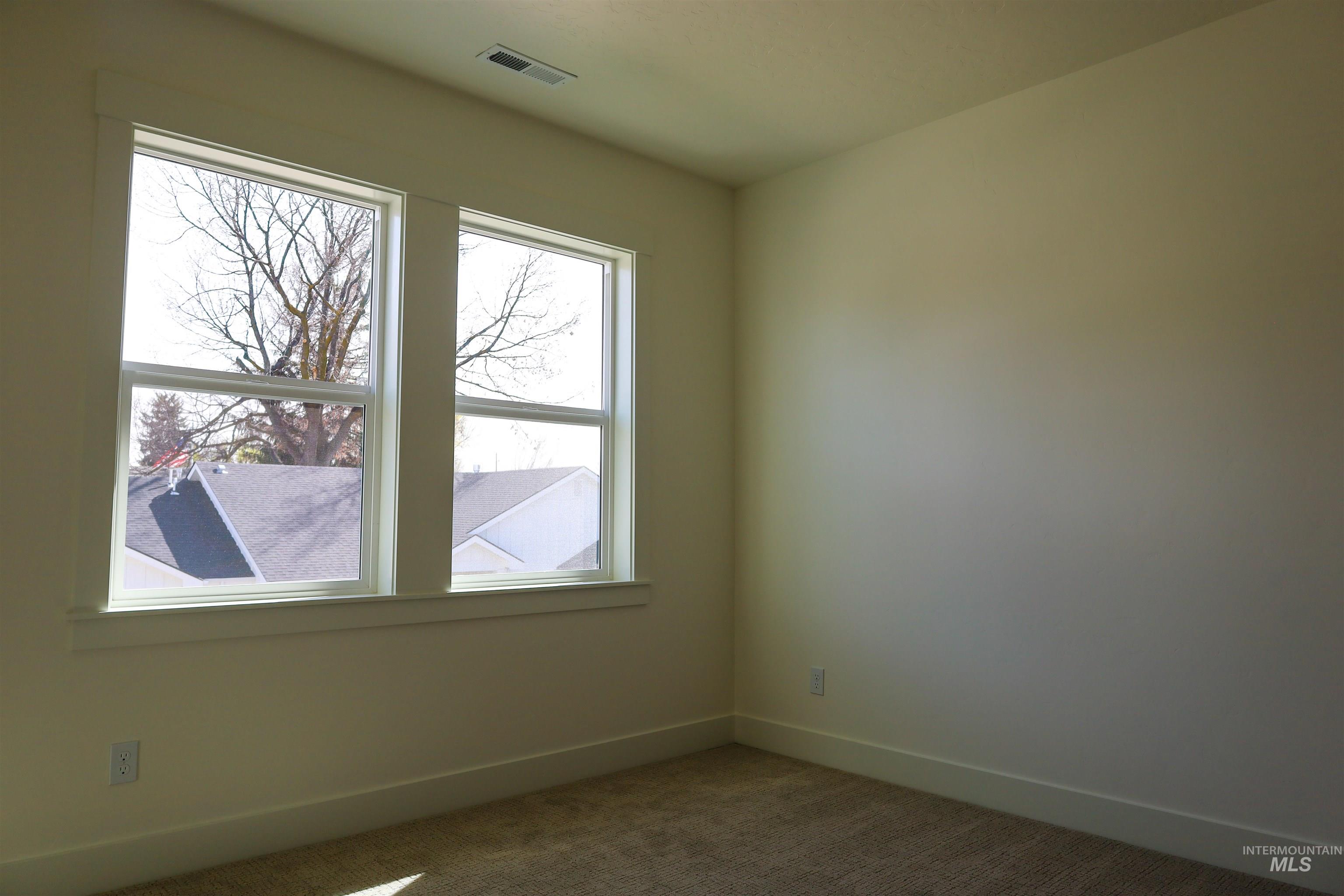 1038 E Fleetwood Ct, Boise, Idaho 83706, 4 Bedrooms, 2.5 Bathrooms, Residential For Sale, Price $769,000,MLS 98969470