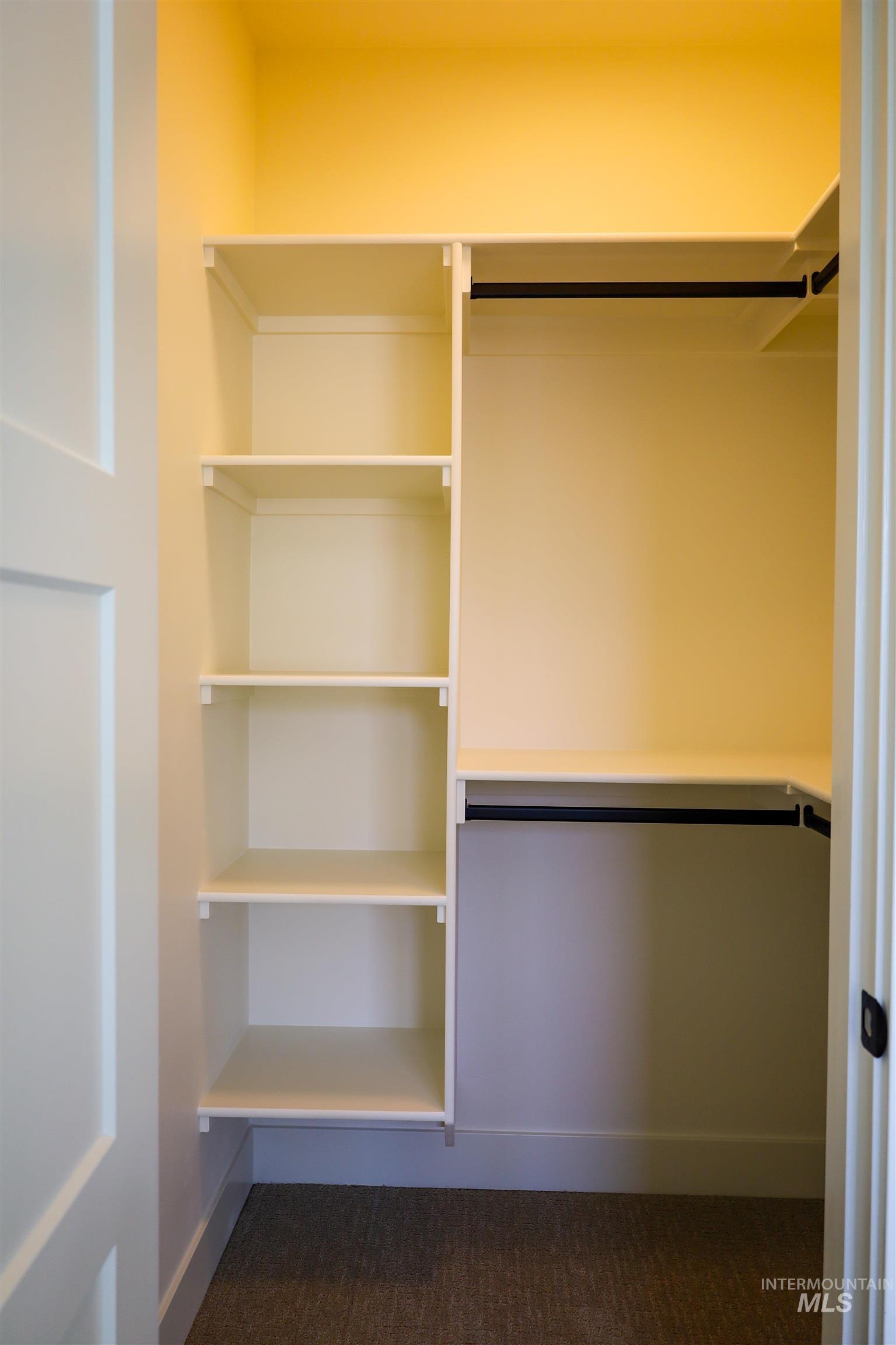 1038 E Fleetwood Ct, Boise, Idaho 83706, 4 Bedrooms, 2.5 Bathrooms, Residential For Sale, Price $769,000,MLS 98969470