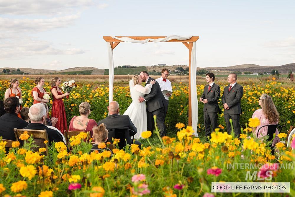 5600 W Beacon Light Rd, Eagle, Idaho 83616, 3 Bedrooms, 2 Bathrooms, Residential For Sale, Price $3,800,000, 98969472